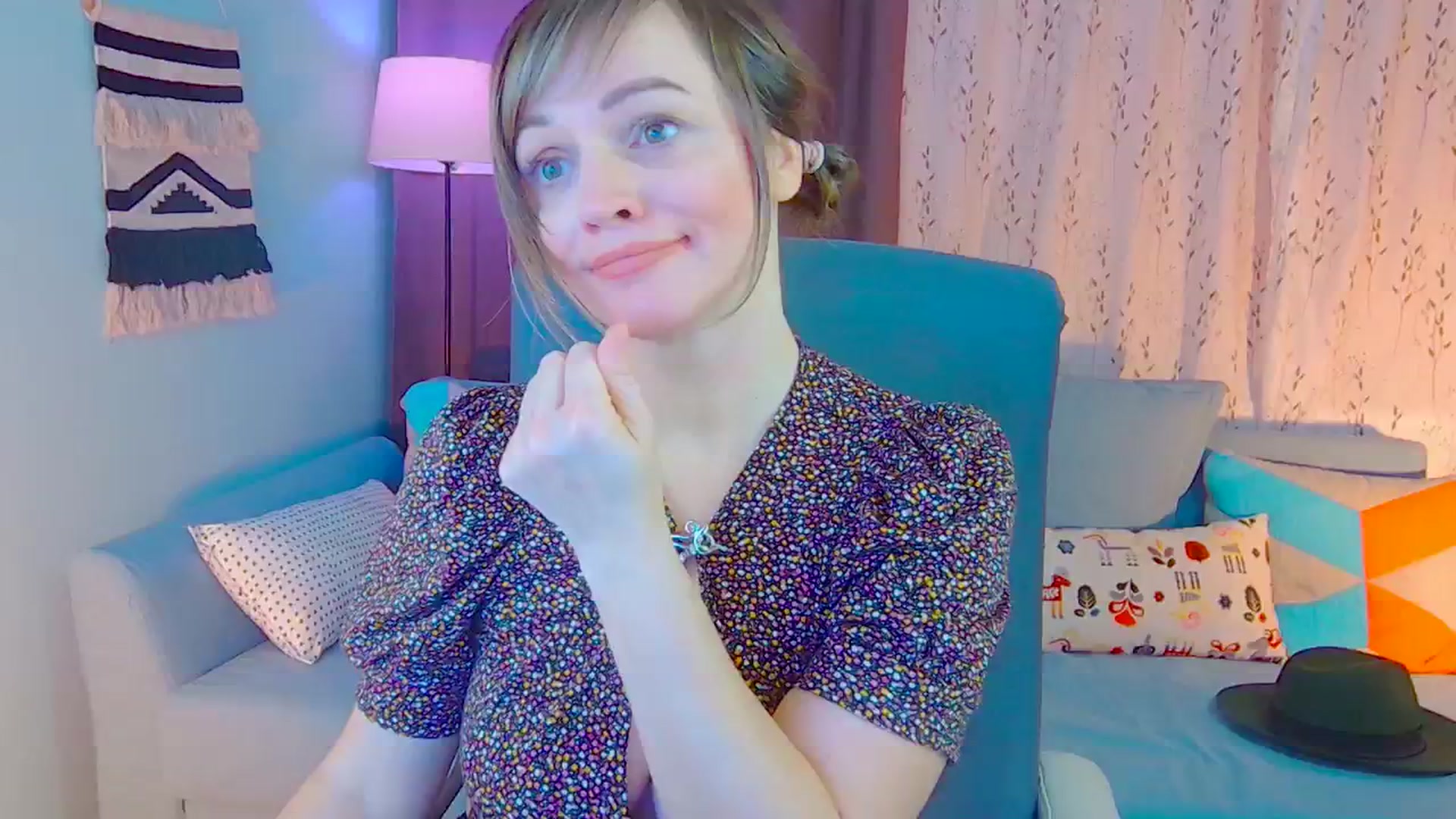 Gallery image thumbnail from SweetDazzle's myfreecams stream on, 01/14/2025, 01:46 image 8 of 20