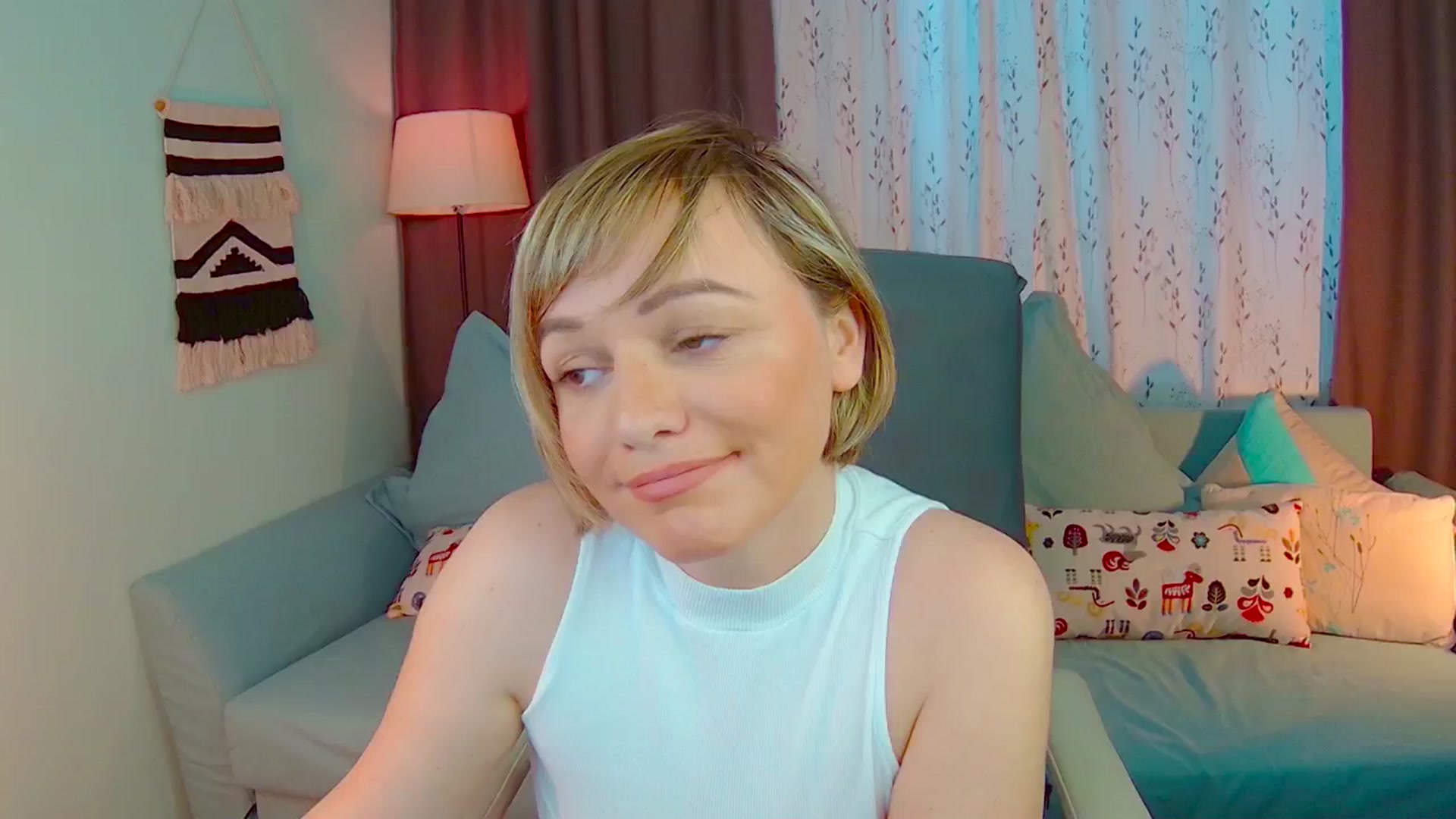 Gallery image thumbnail from SweetDazzle's myfreecams stream on, 02/17/2025, 14:03 image 19 of 20