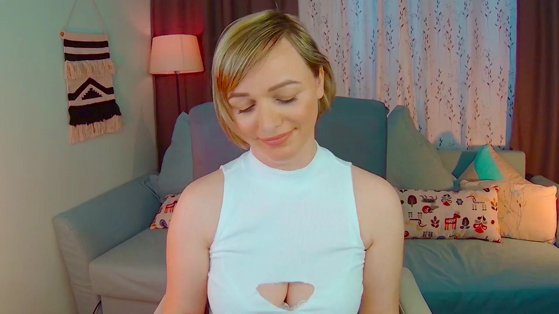 Gallery image thumbnail from SweetDazzle's myfreecams stream on, 02/17/2025, 14:48 image 19 of 20