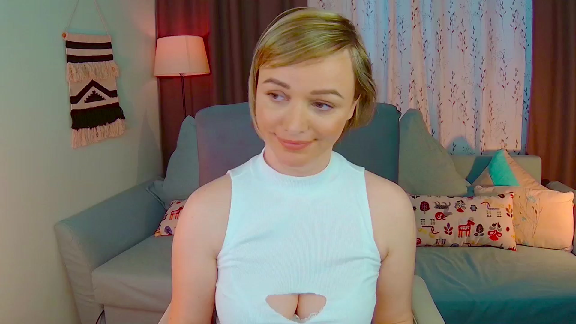 Gallery image thumbnail from SweetDazzle's myfreecams stream on, 02/17/2025, 14:48 image 14 of 20