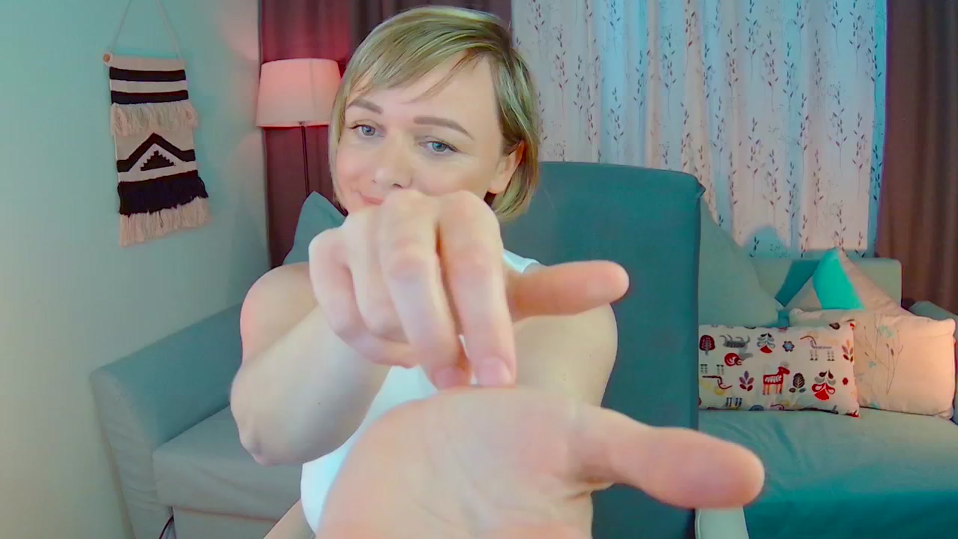 Gallery image thumbnail from SweetDazzle's myfreecams stream on, 02/17/2025, 14:48 image 7 of 20