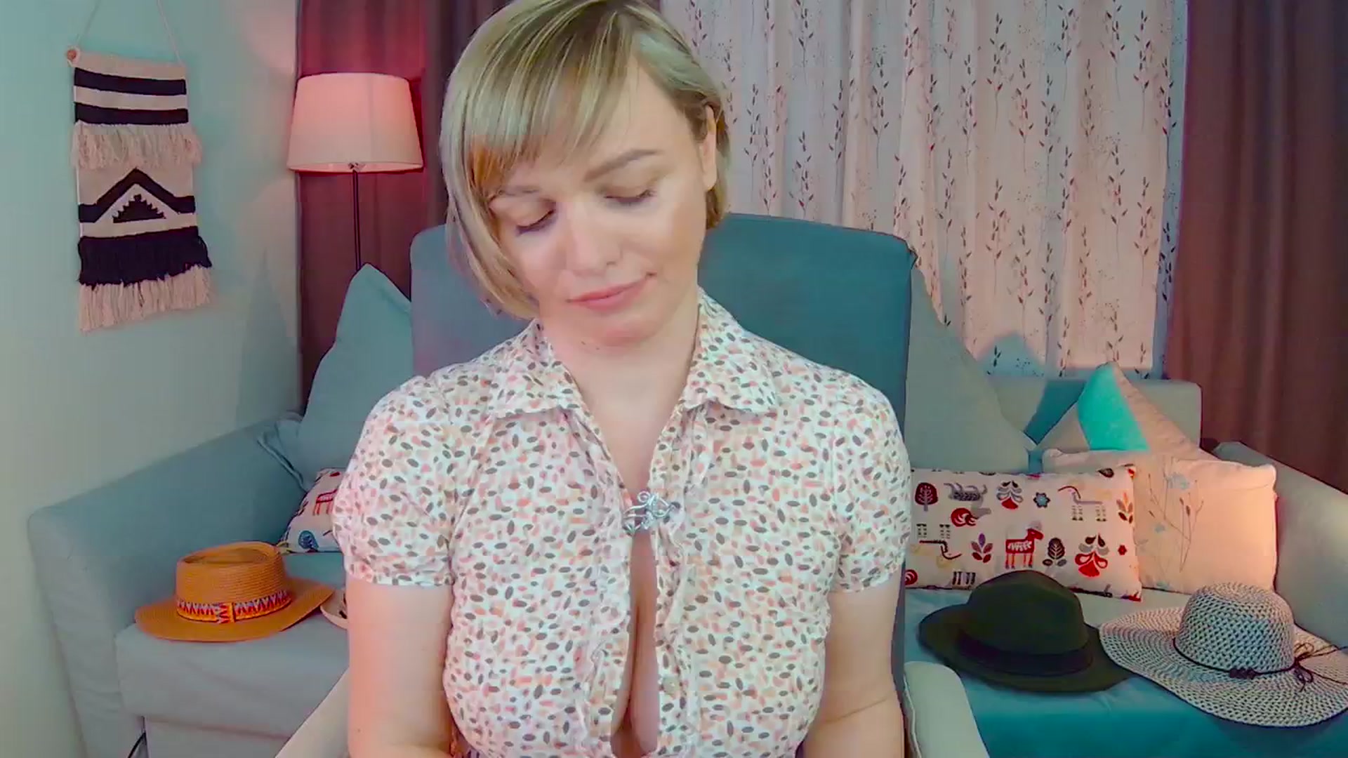 Gallery image thumbnail from SweetDazzle's myfreecams stream on, 02/18/2025, 16:49 image 20 of 20
