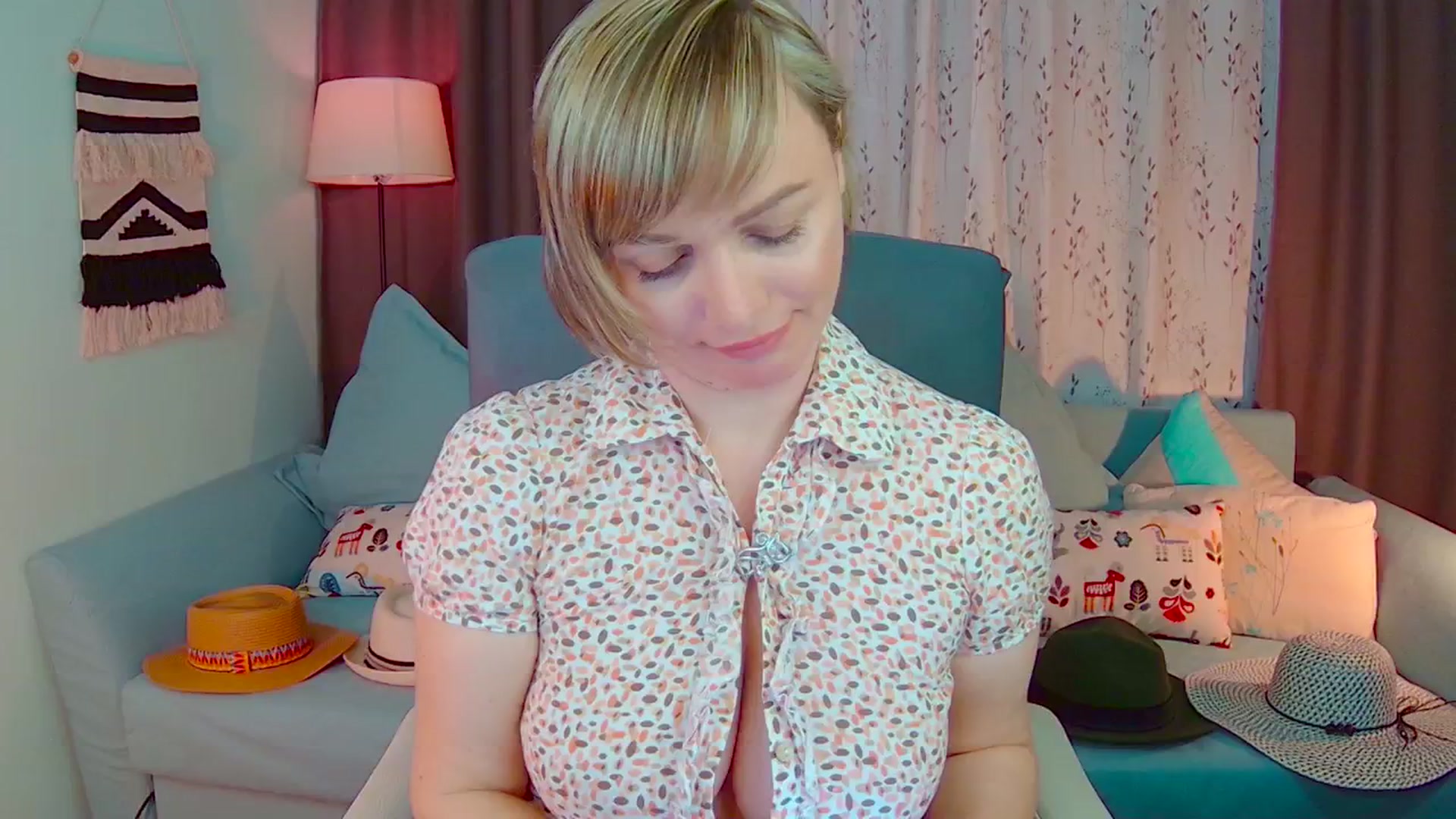Gallery image thumbnail from SweetDazzle's myfreecams stream on, 02/18/2025, 16:49 image 5 of 20