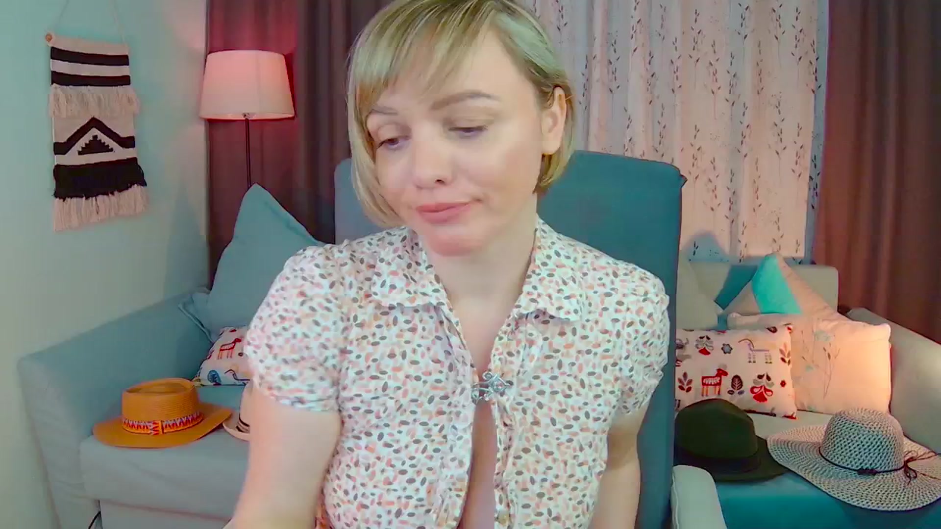 Gallery image thumbnail from SweetDazzle's myfreecams stream on, 02/18/2025, 16:49 image 14 of 20
