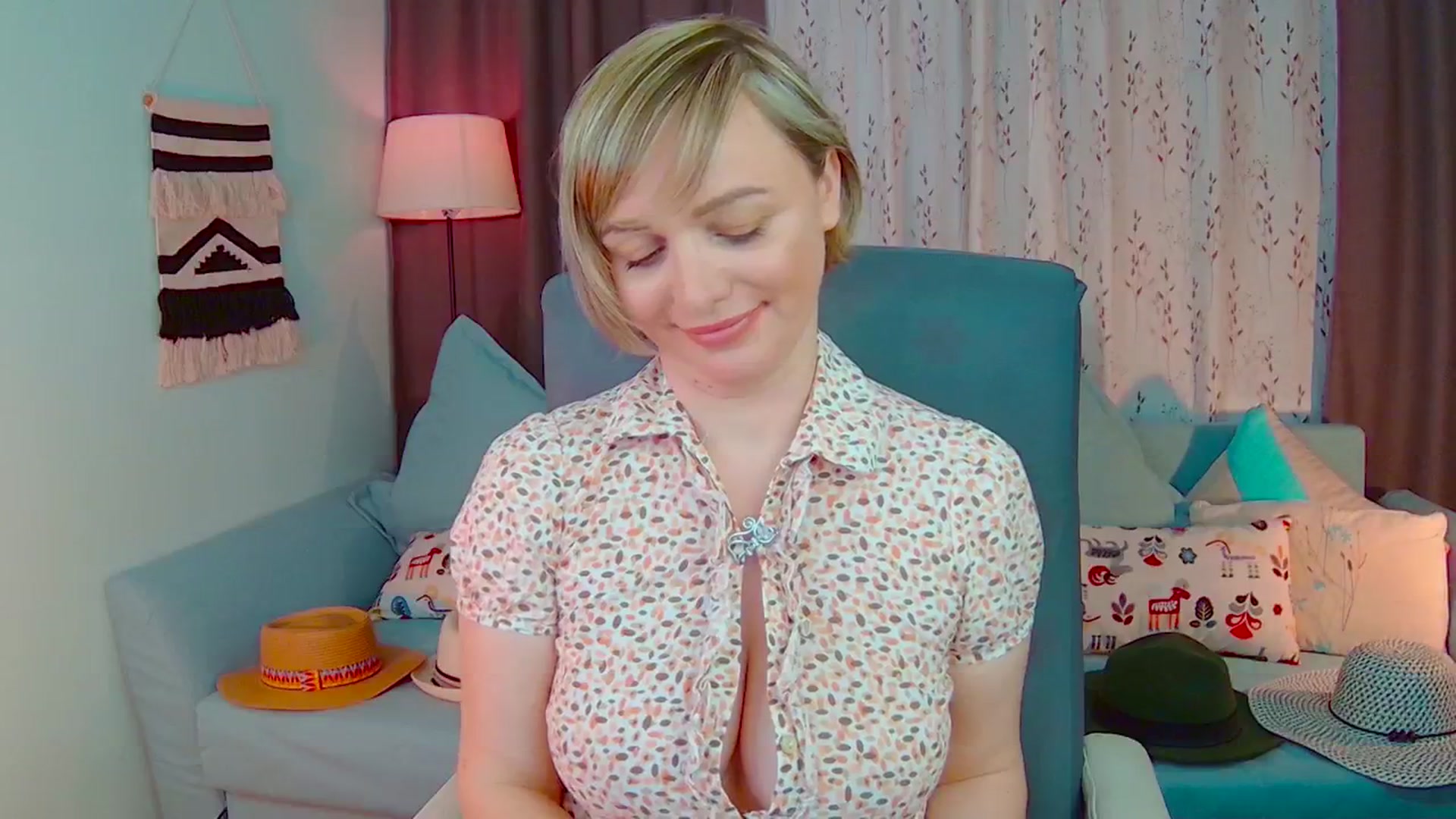 Gallery image thumbnail from SweetDazzle's myfreecams stream on, 02/18/2025, 17:34 image 18 of 20