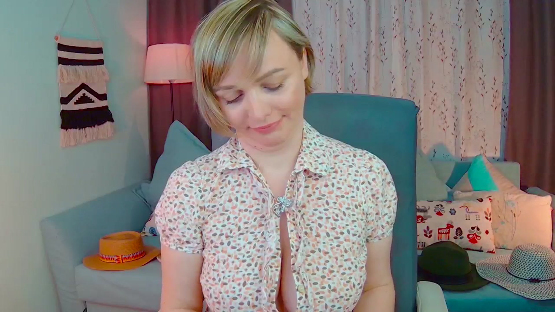 Gallery image thumbnail from SweetDazzle's myfreecams stream on, 02/18/2025, 17:34 image 20 of 20