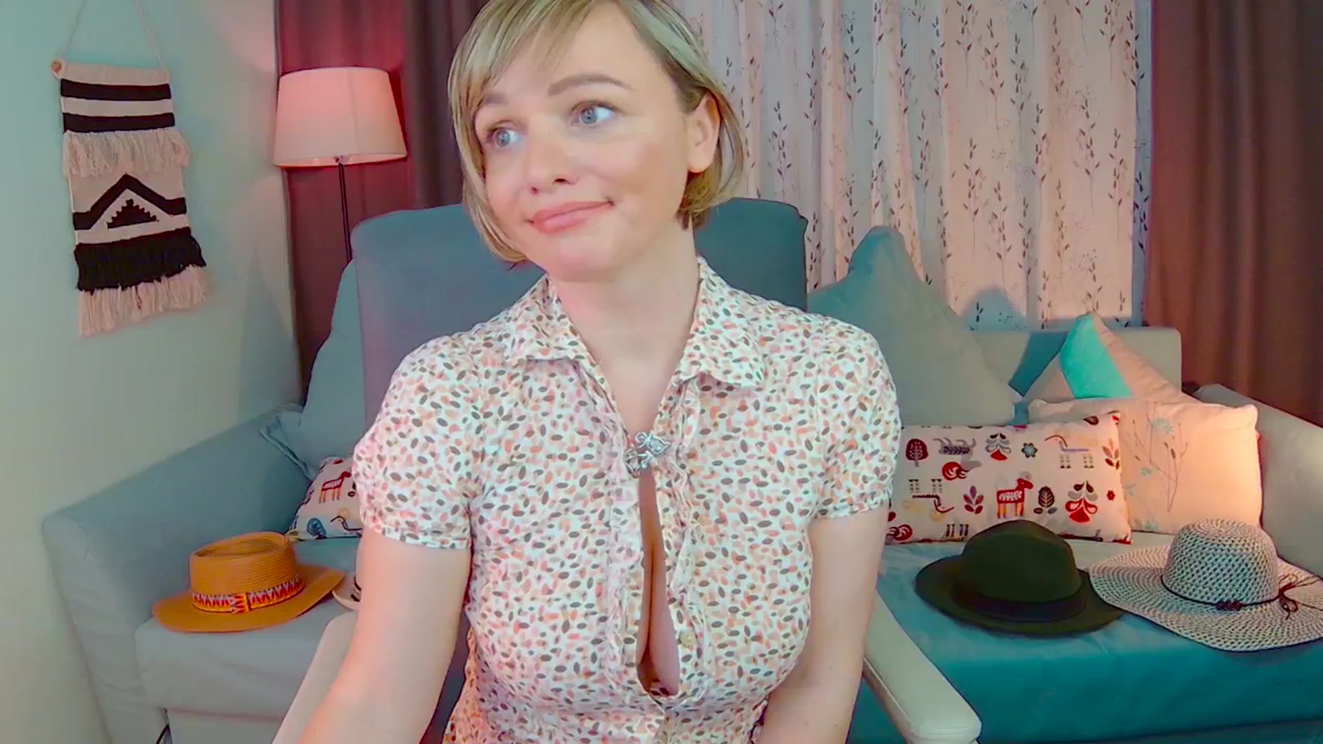 Gallery image thumbnail from SweetDazzle's myfreecams stream on, 02/18/2025, 18:30 image 18 of 20
