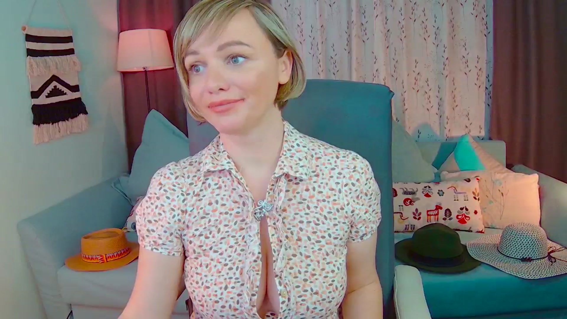 Gallery image thumbnail from SweetDazzle's myfreecams stream on, 02/18/2025, 18:30 image 6 of 20