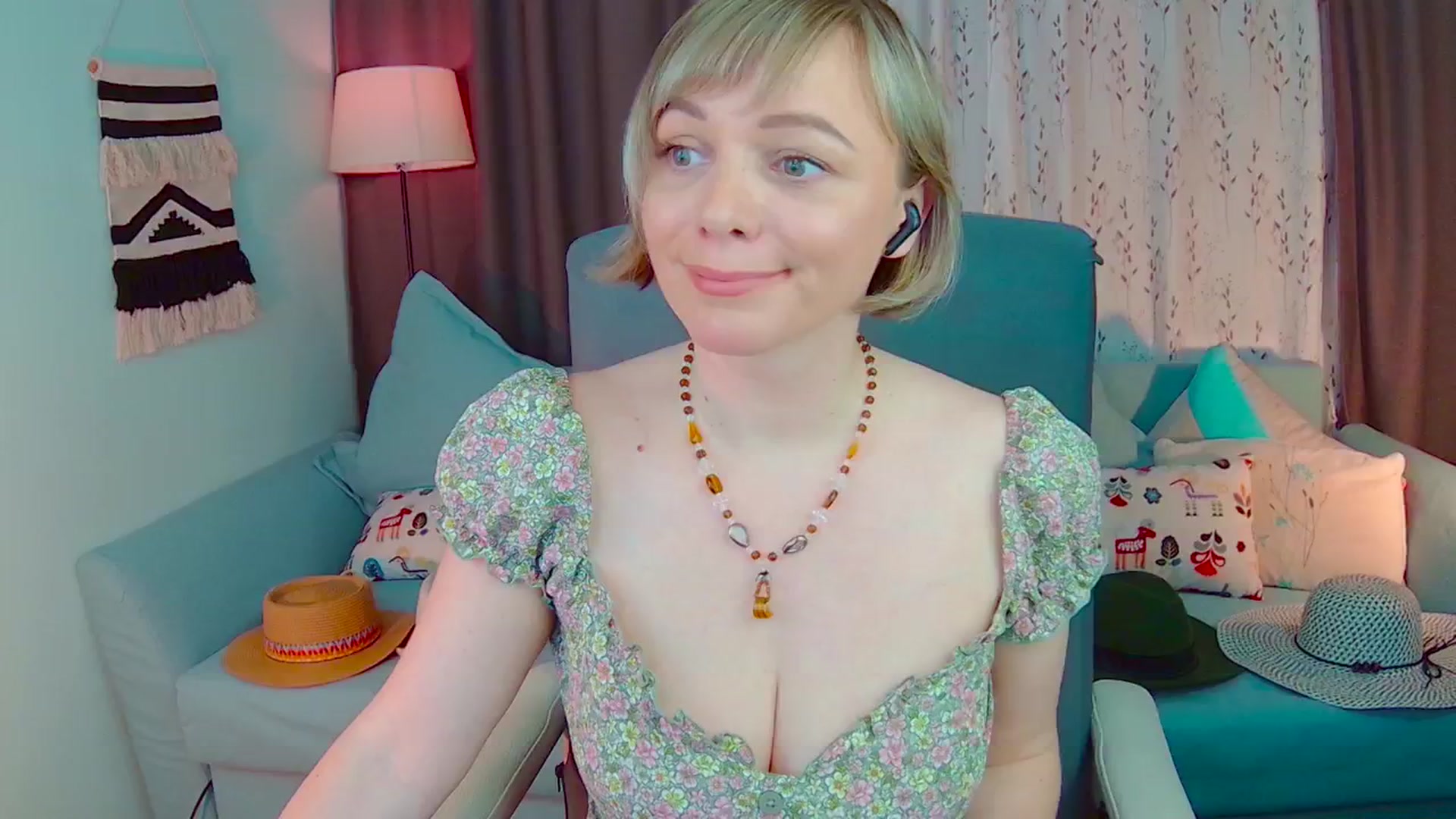 Gallery image thumbnail from SweetDazzle's myfreecams stream on, 02/19/2025, 17:06 image 18 of 20