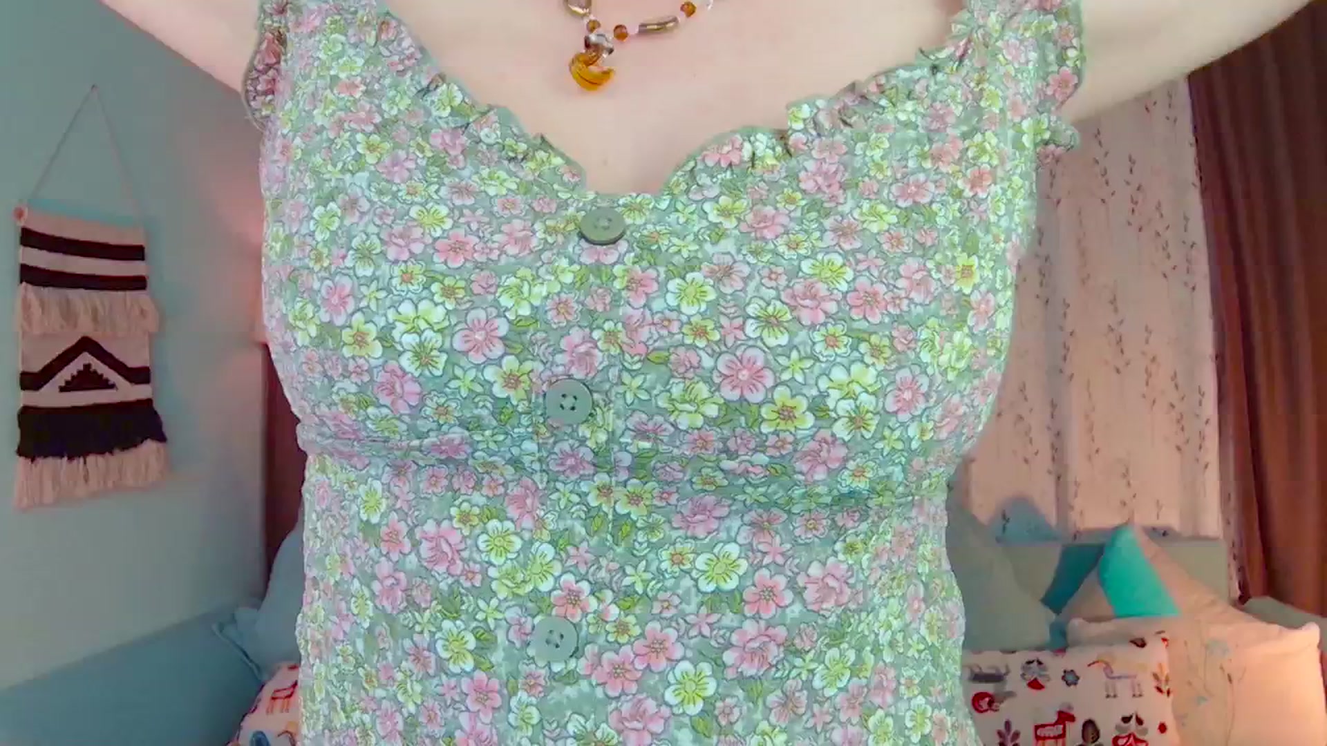 Gallery image thumbnail from SweetDazzle's myfreecams stream on, 02/19/2025, 17:06 image 15 of 20