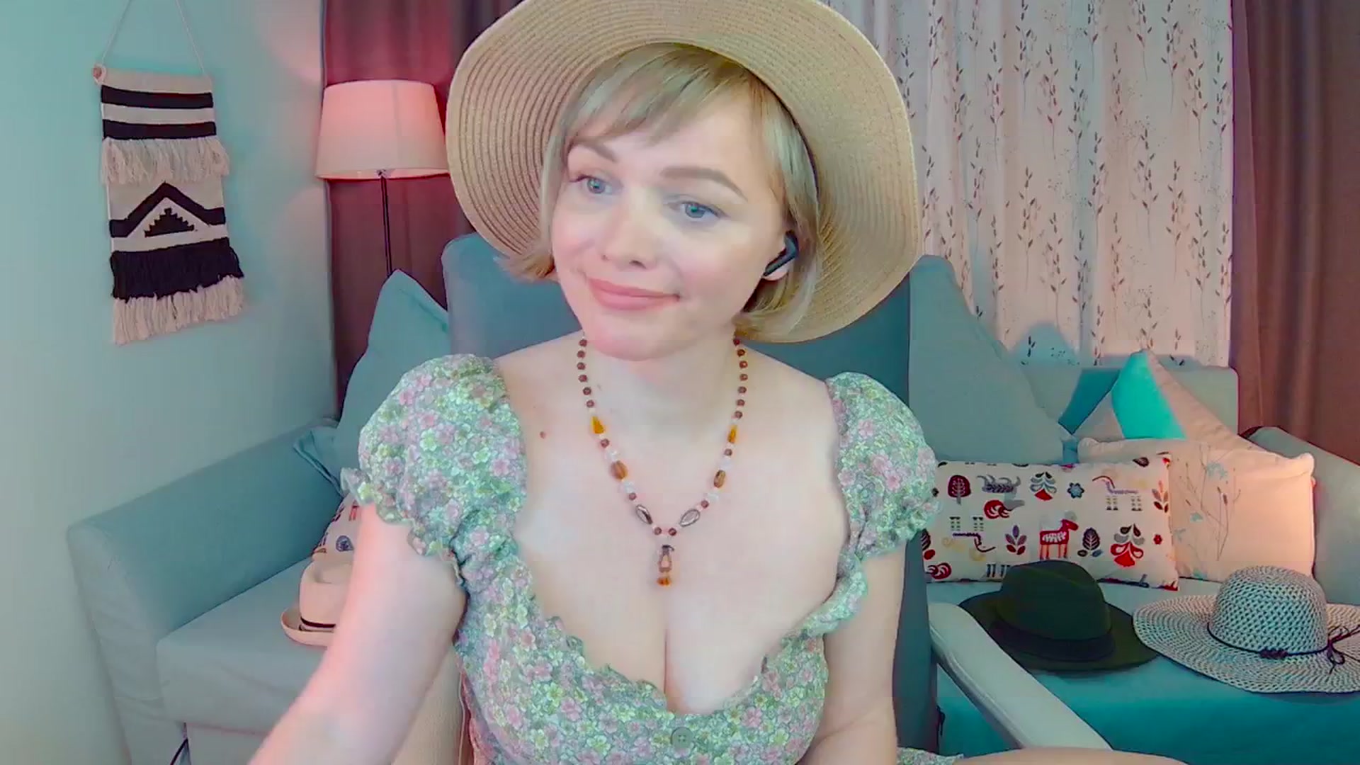 Gallery image thumbnail from SweetDazzle's myfreecams stream on, 02/19/2025, 20:56 image 14 of 20