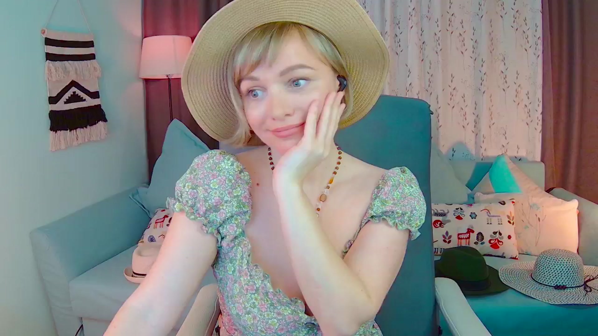 Gallery image thumbnail from SweetDazzle's myfreecams stream on, 02/19/2025, 22:20 image 7 of 20