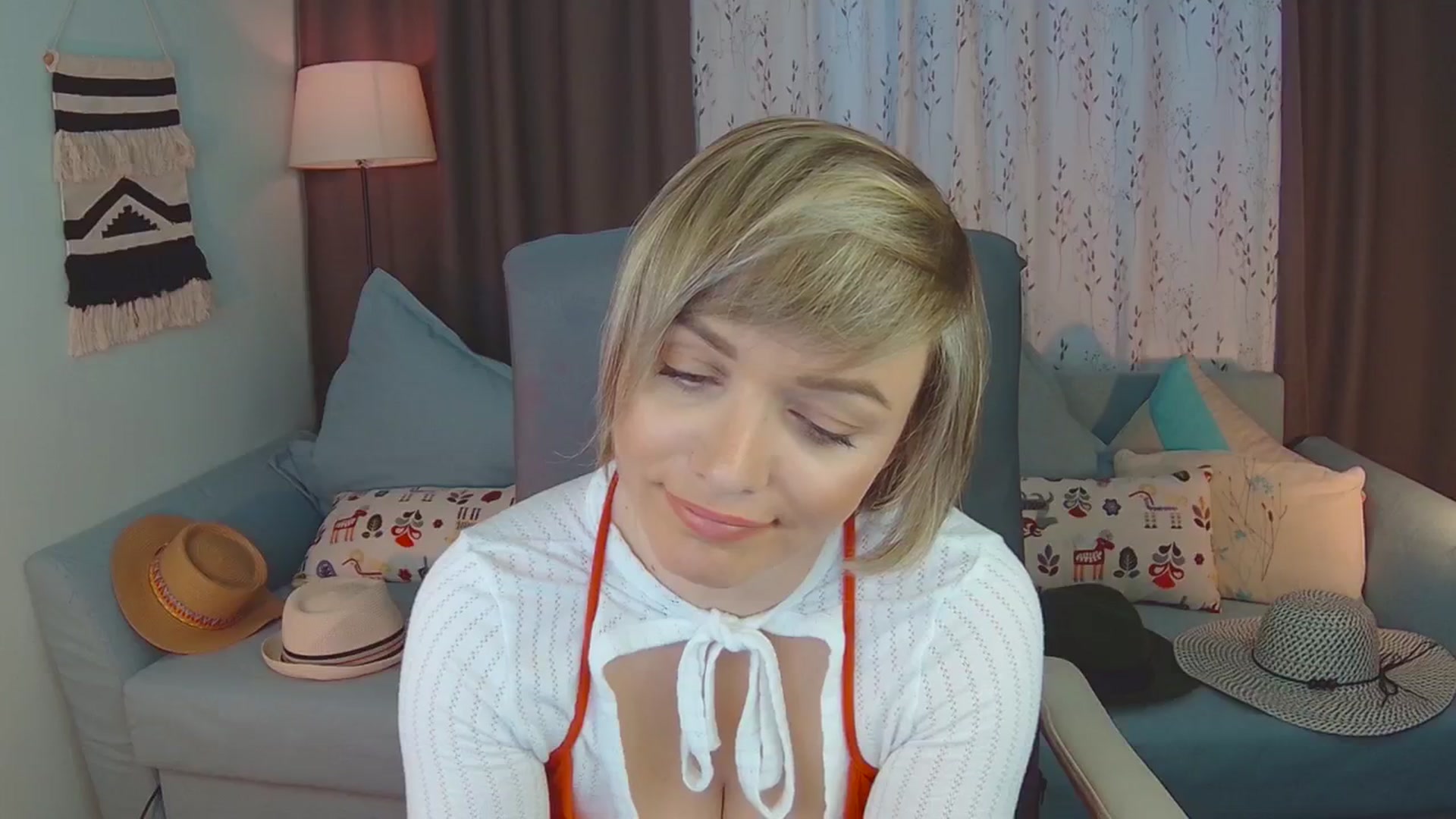 Gallery image thumbnail from SweetDazzle's myfreecams stream on, 02/21/2025, 15:16 image 12 of 20
