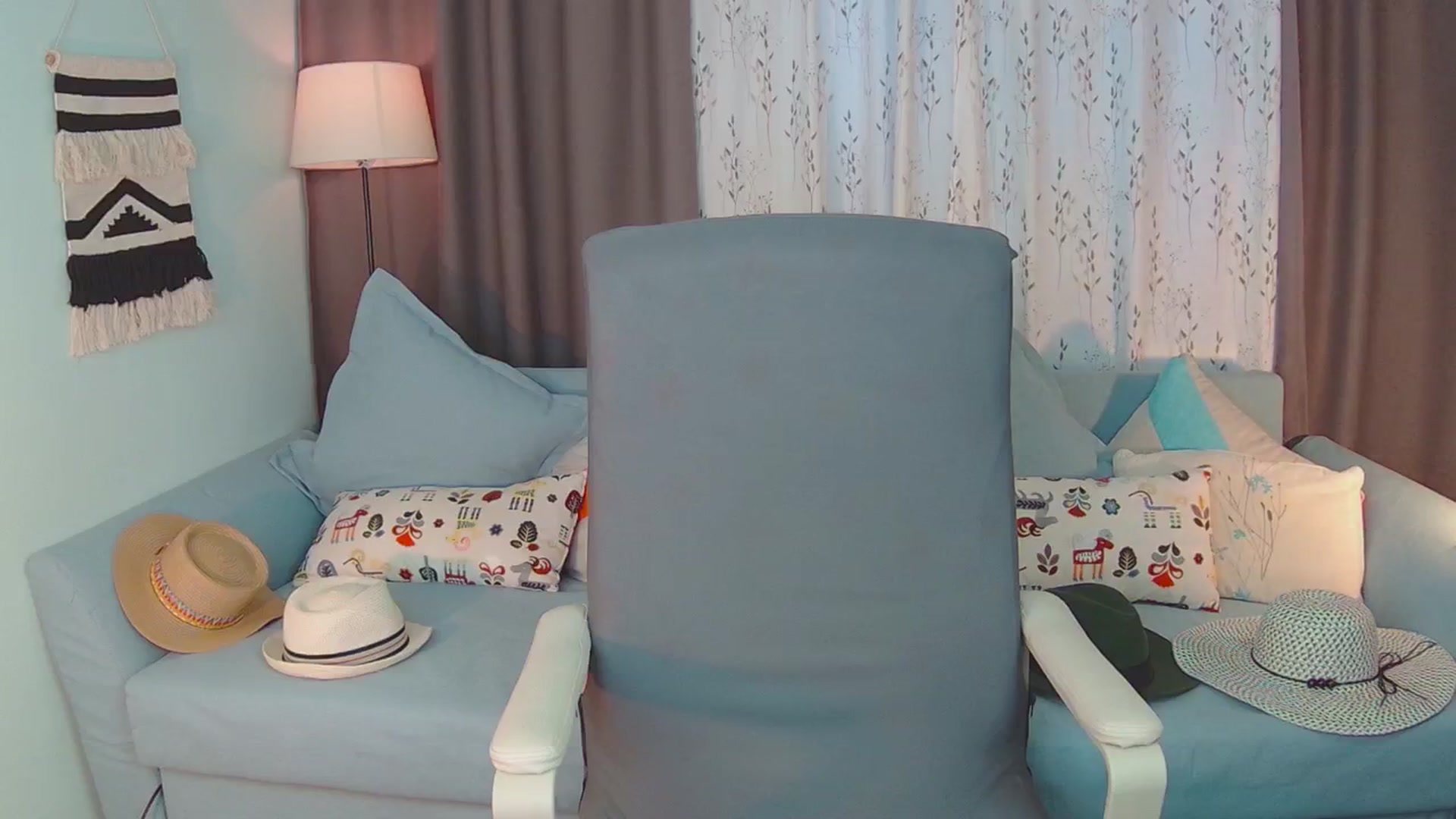 Gallery image thumbnail from SweetDazzle's myfreecams stream on, 02/21/2025, 15:16 image 18 of 20