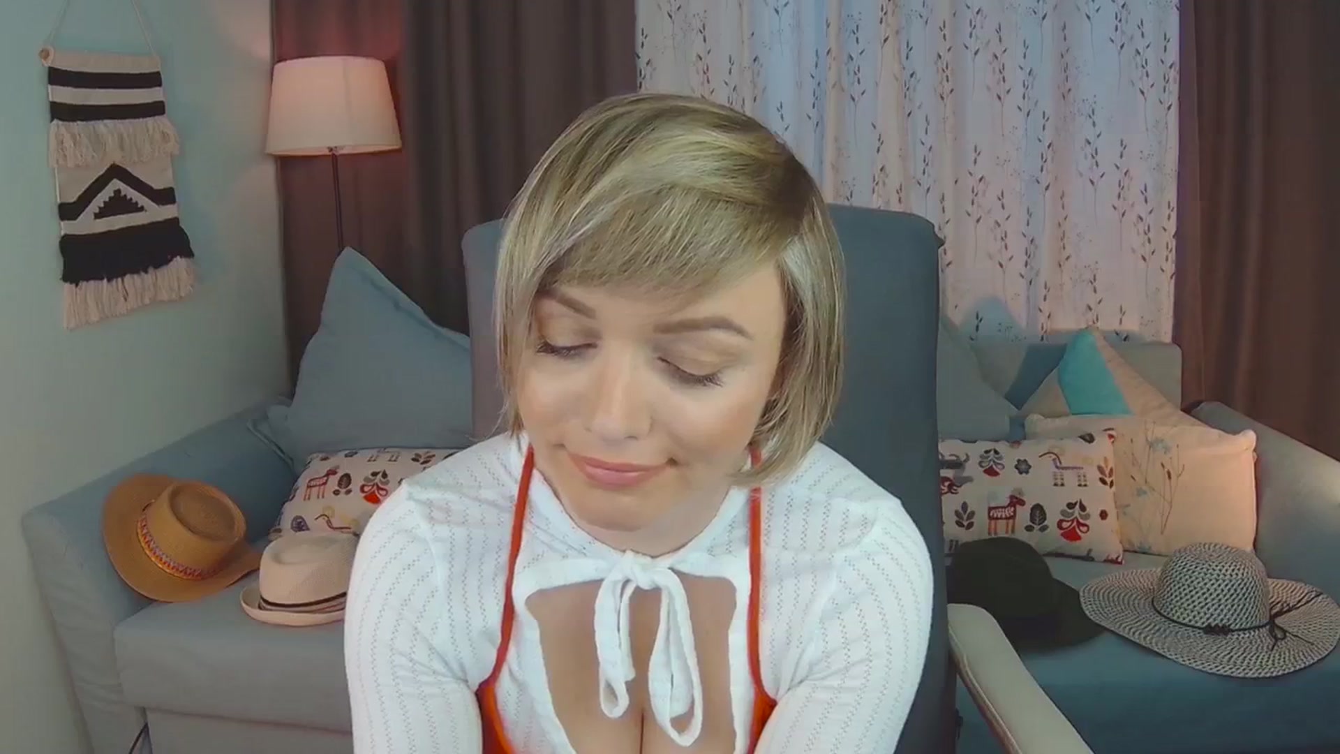 Gallery image thumbnail from SweetDazzle's myfreecams stream on, 02/21/2025, 15:16 image 10 of 20