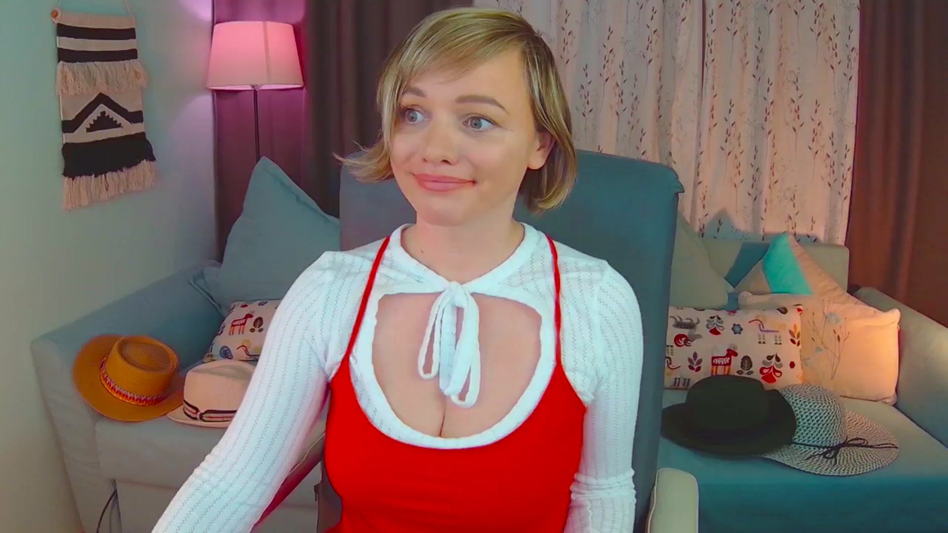 Gallery image thumbnail from SweetDazzle's myfreecams stream on, 02/26/2025, 16:27 image 17 of 20