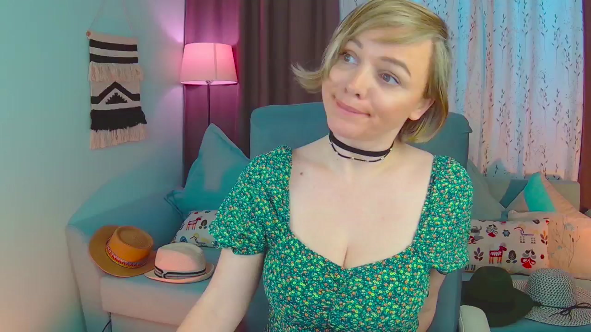 Gallery image thumbnail from SweetDazzle's myfreecams stream on, 02/27/2025, 08:41 image 18 of 20