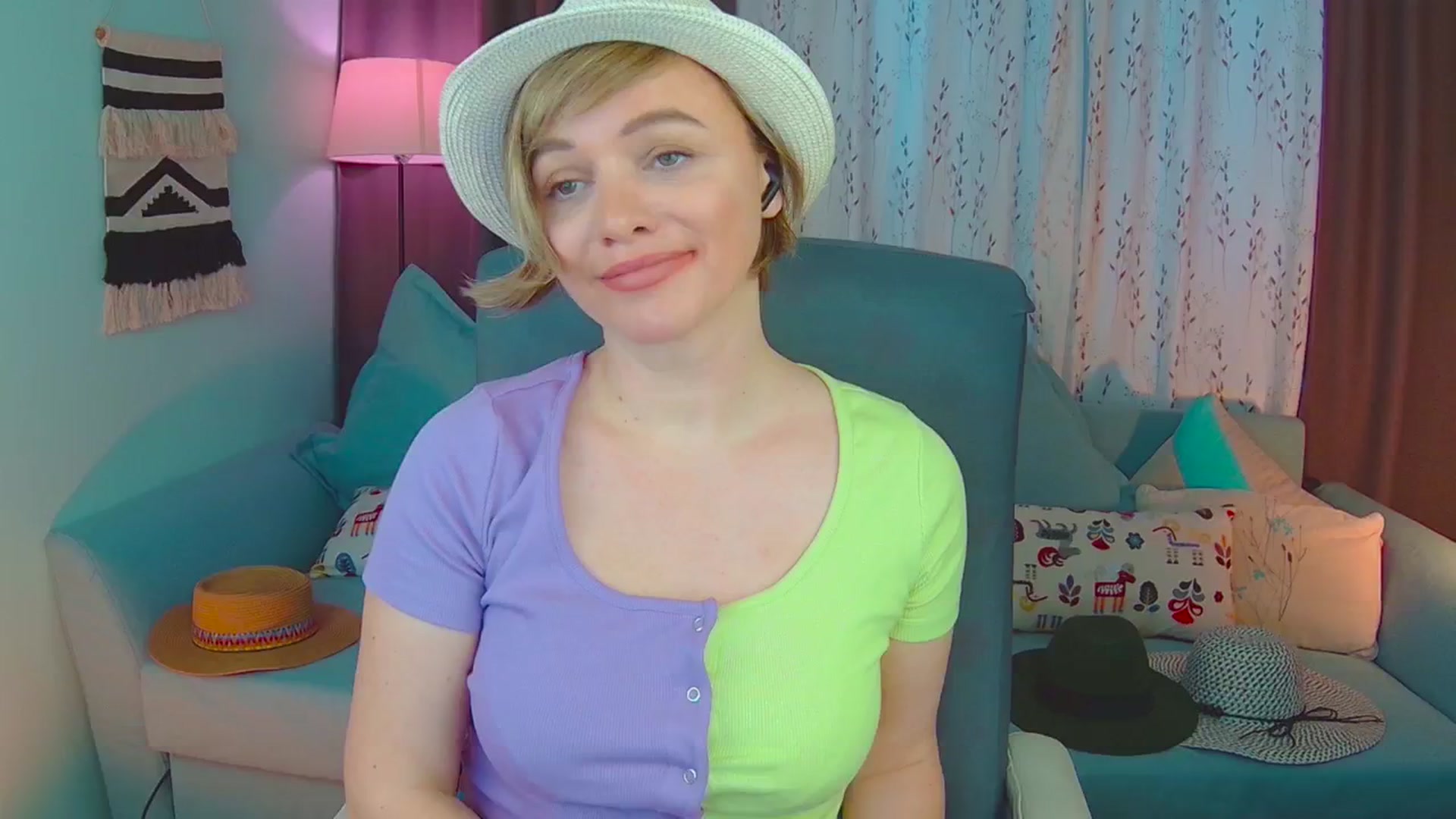 Gallery image thumbnail from SweetDazzle's myfreecams stream on, 02/27/2025, 13:56 image 19 of 20