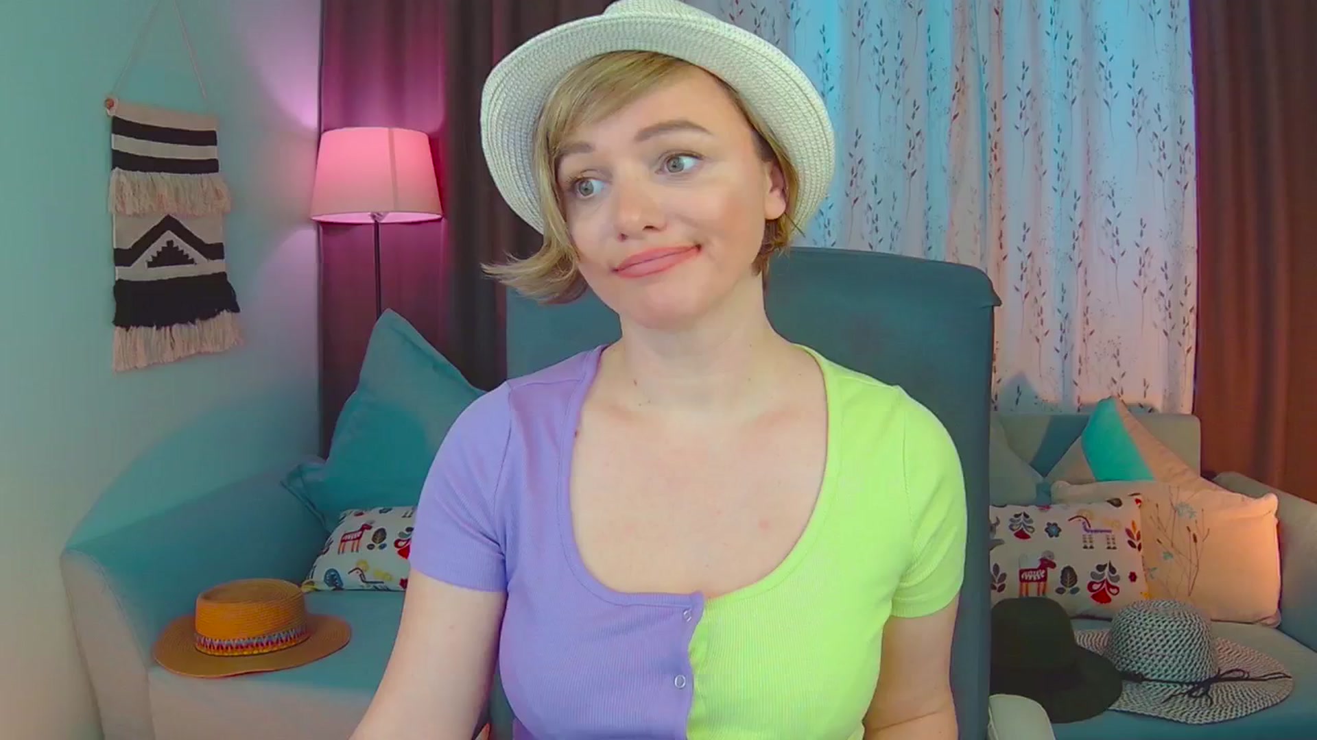 Gallery image thumbnail from SweetDazzle's myfreecams stream on, 02/27/2025, 13:56 image 4 of 20