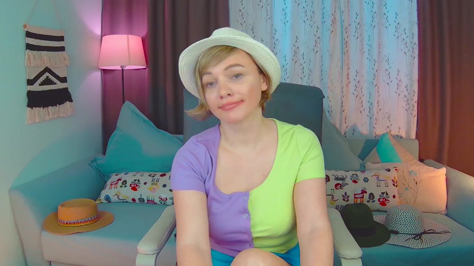 Gallery image thumbnail from SweetDazzle's myfreecams stream on, 02/27/2025, 13:56 image 12 of 20