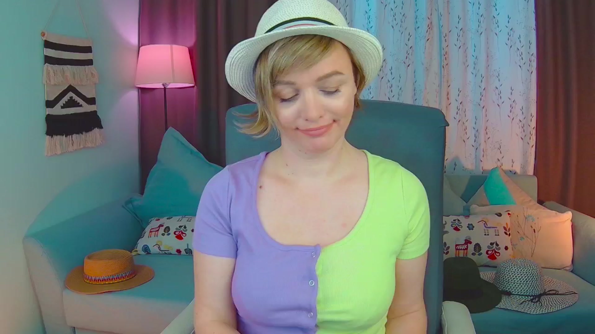 Gallery image thumbnail from SweetDazzle's myfreecams stream on, 02/27/2025, 13:56 image 7 of 20