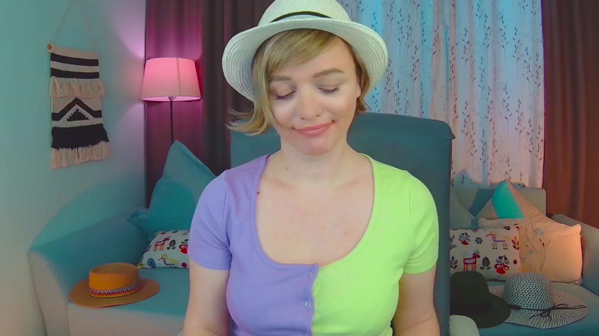 Gallery image thumbnail from SweetDazzle's myfreecams stream on, 02/27/2025, 13:56 image 5 of 20