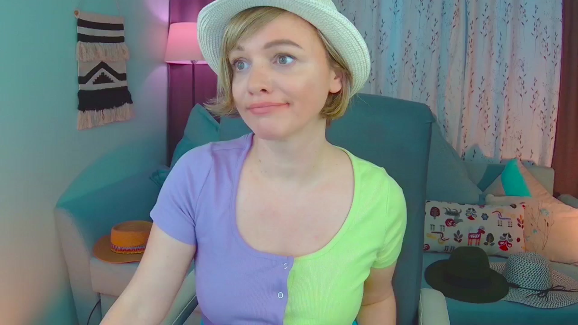 Gallery image thumbnail from SweetDazzle's myfreecams stream on, 02/27/2025, 14:47 image 11 of 20