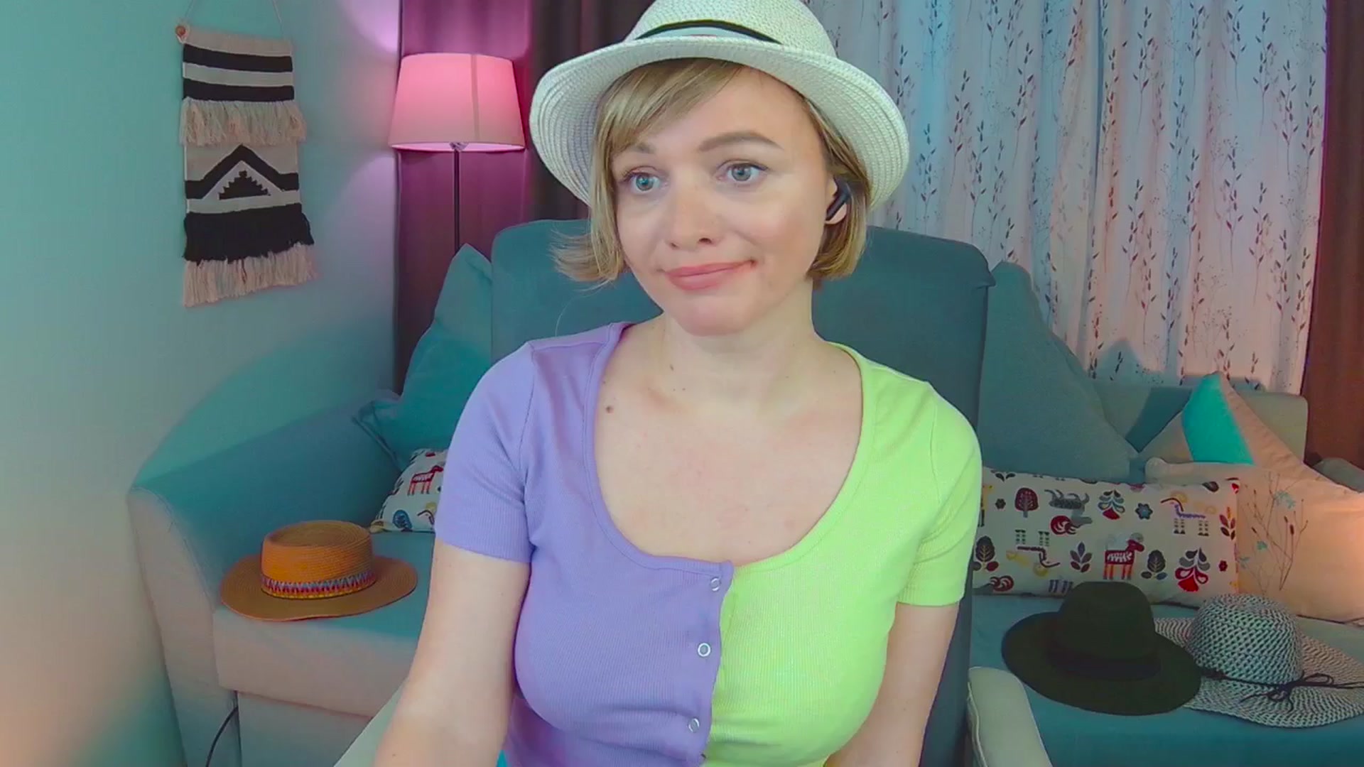 Gallery image thumbnail from SweetDazzle's myfreecams stream on, 02/27/2025, 14:47 image 5 of 20