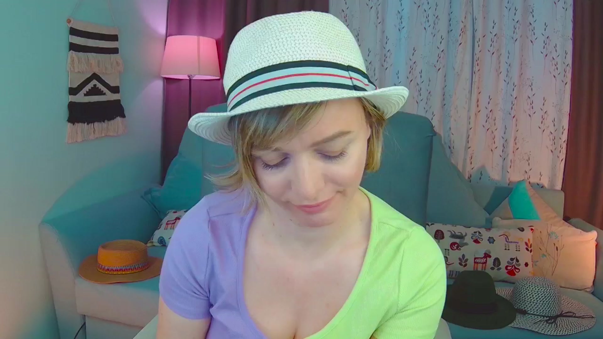 Gallery image thumbnail from SweetDazzle's myfreecams stream on, 02/27/2025, 14:47 image 16 of 20