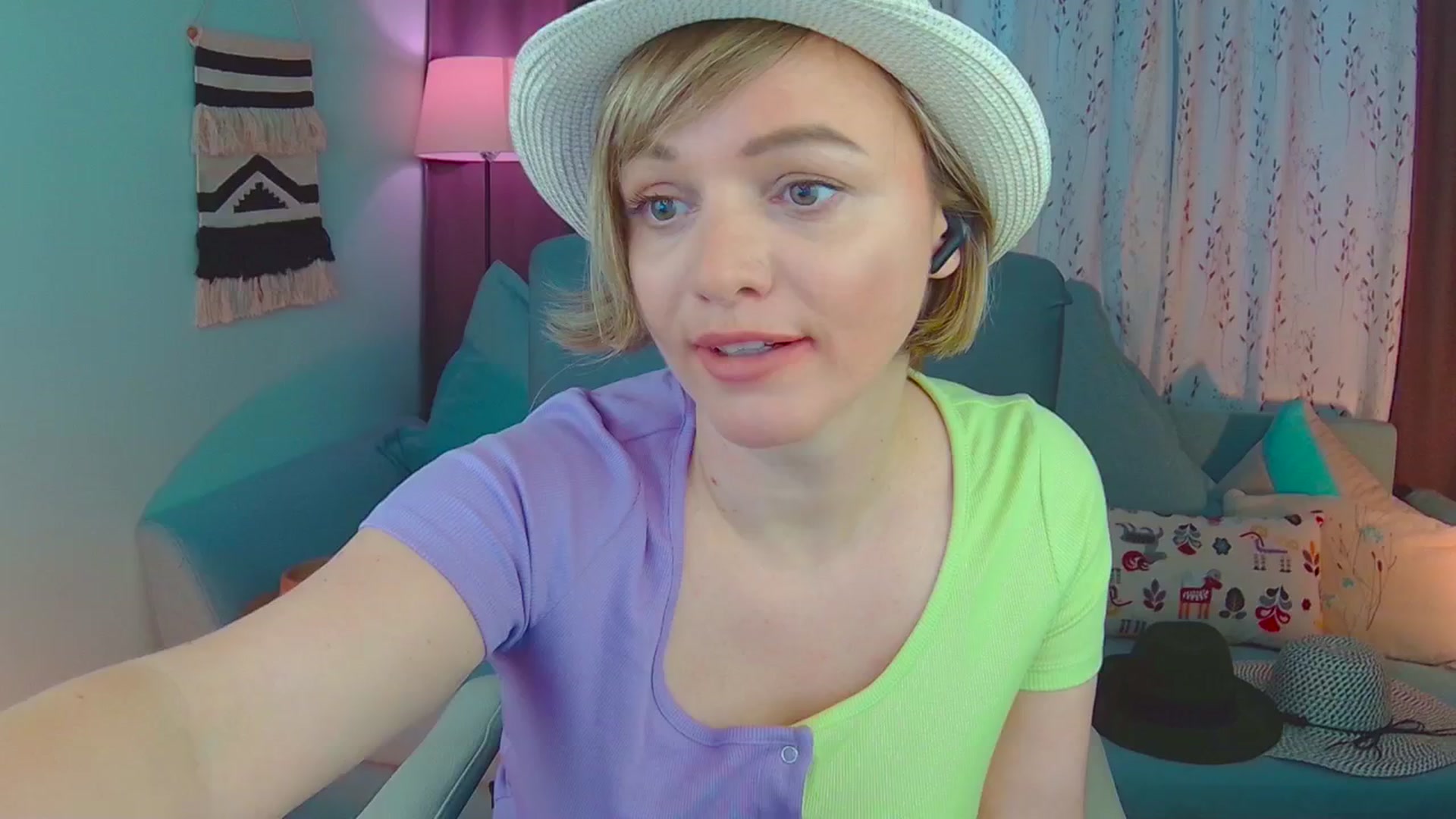 Gallery image thumbnail from SweetDazzle's myfreecams stream on, 02/27/2025, 14:47 image 4 of 20