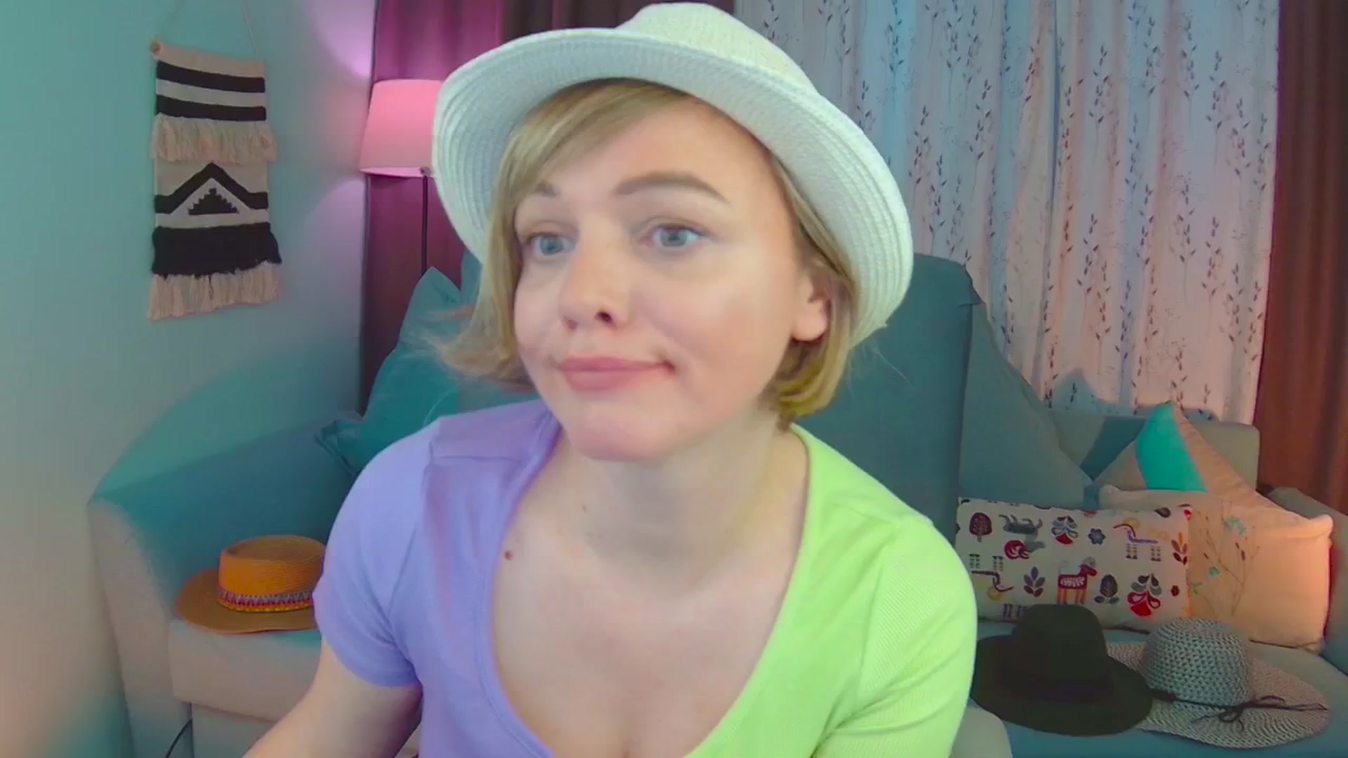 Gallery image thumbnail from SweetDazzle's myfreecams stream on, 02/27/2025, 14:47 image 13 of 20