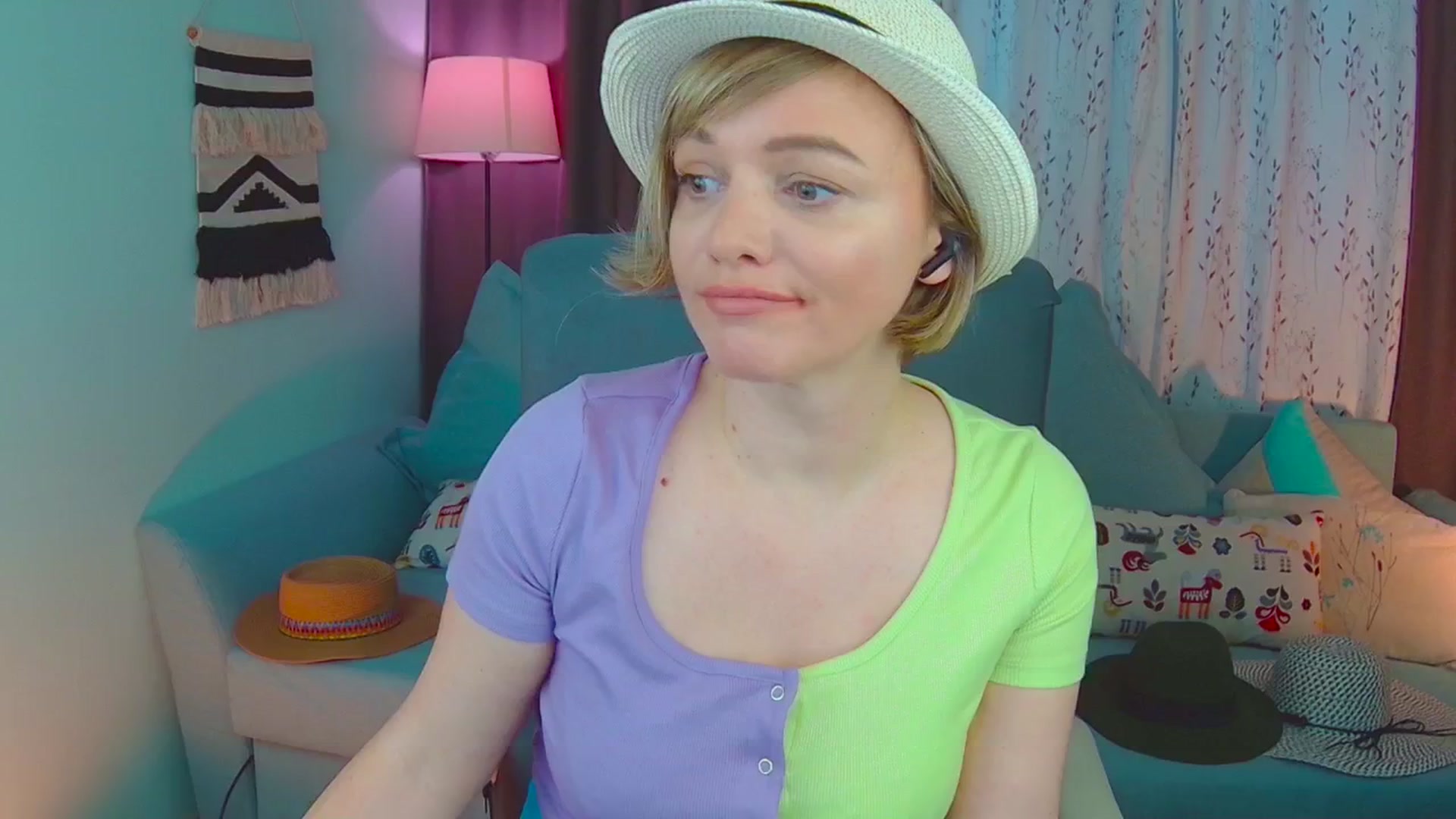 Gallery image thumbnail from SweetDazzle's myfreecams stream on, 02/27/2025, 14:47 image 2 of 20