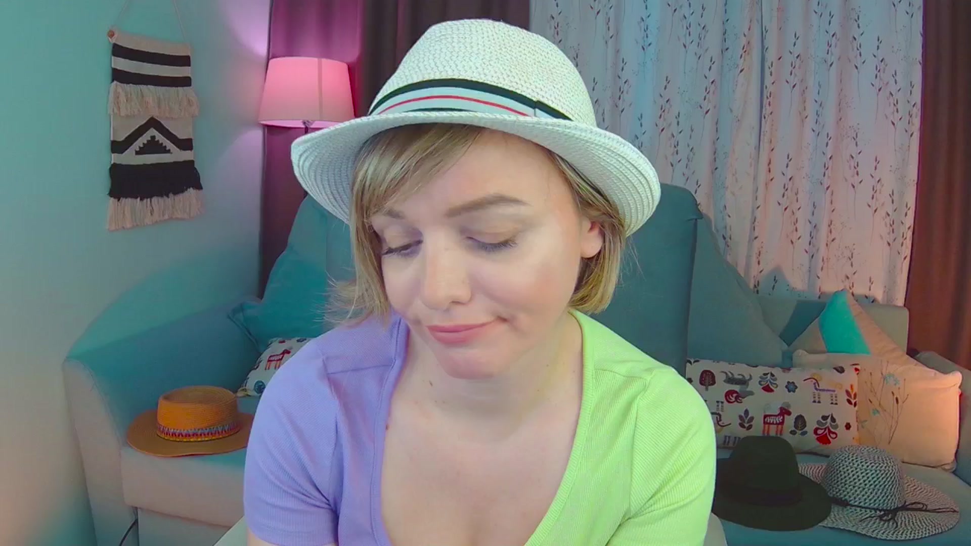 Gallery image thumbnail from SweetDazzle's myfreecams stream on, 02/27/2025, 14:47 image 18 of 20