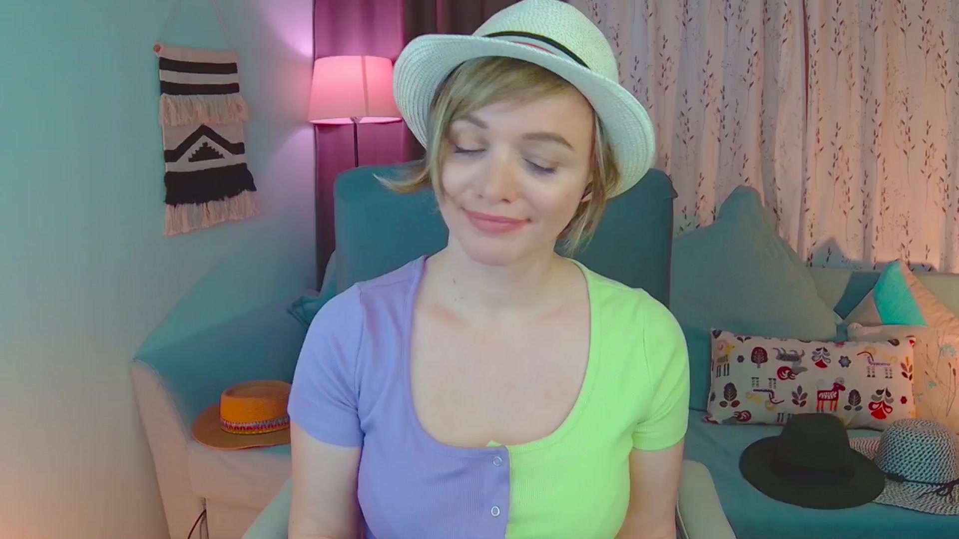 Gallery image thumbnail from SweetDazzle's myfreecams stream on, 02/27/2025, 18:31 image 9 of 20