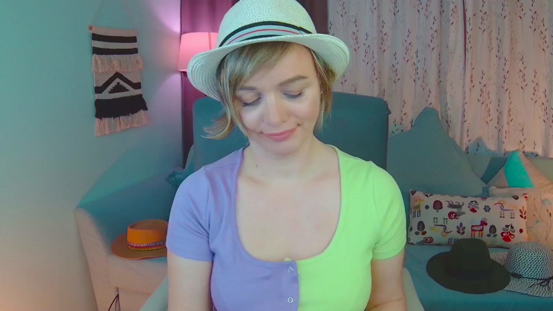 Gallery image thumbnail from SweetDazzle's myfreecams stream on, 02/27/2025, 18:31 image 11 of 20