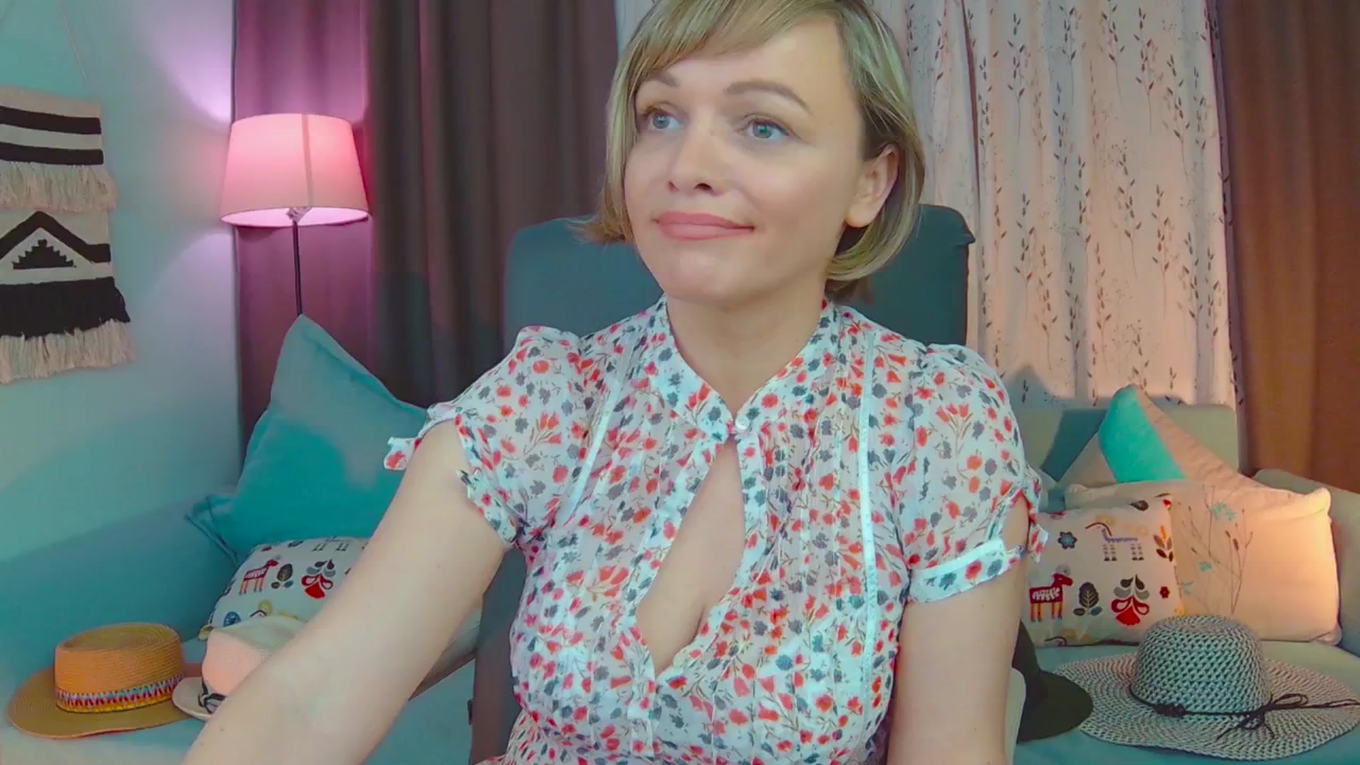 Gallery image thumbnail from SweetDazzle's myfreecams stream on, 02/28/2025, 18:12 image 17 of 20