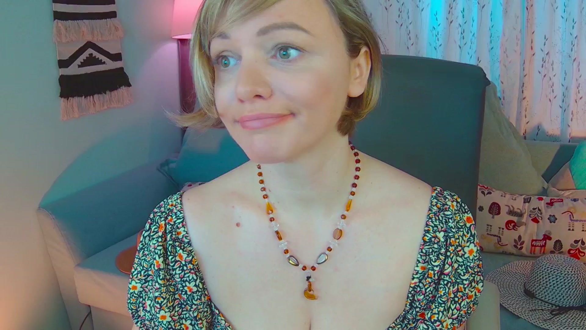 Gallery image thumbnail from SweetDazzle's myfreecams stream on, 03/04/2025, 09:32 image 5 of 20