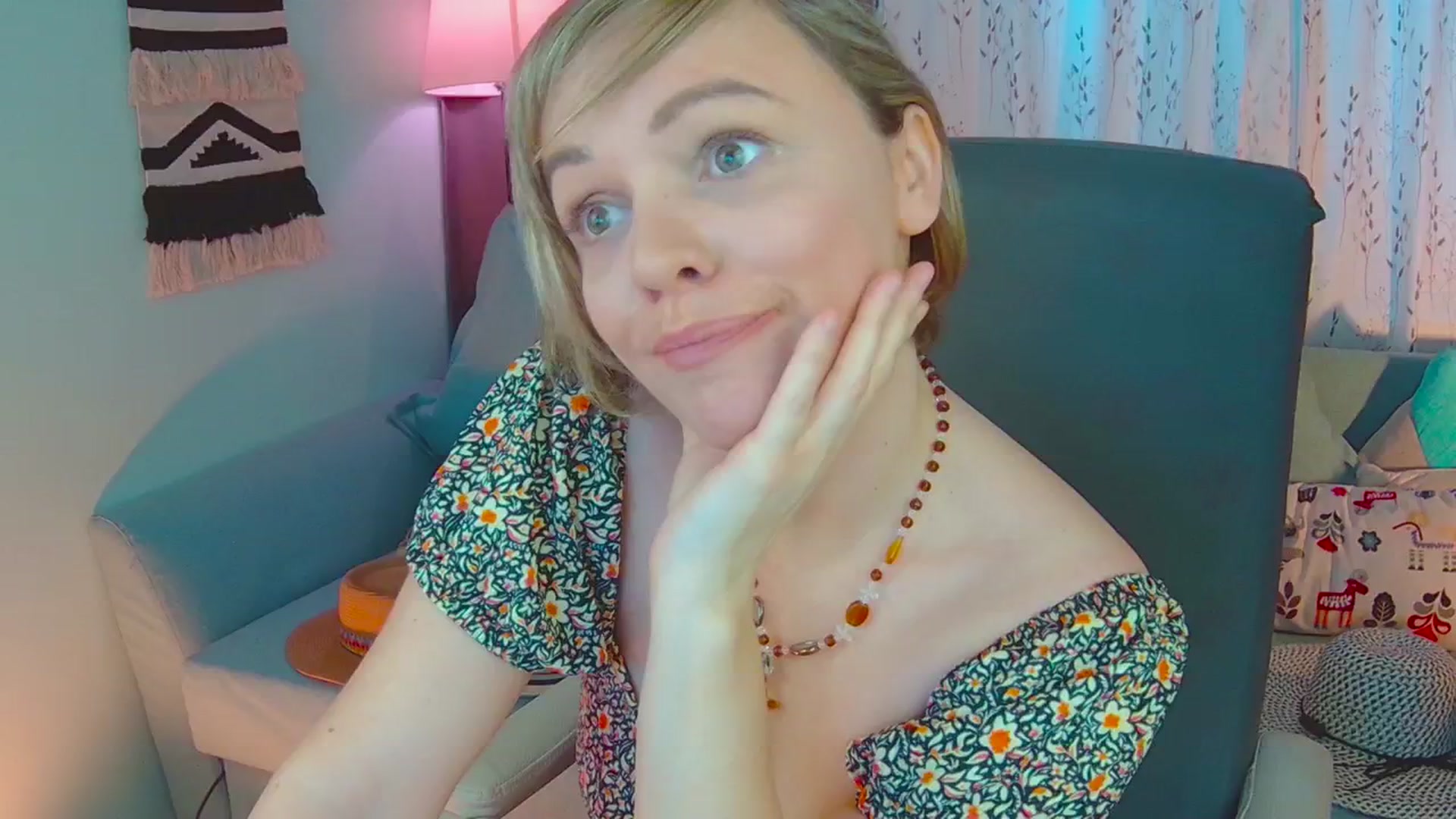 Gallery image thumbnail from SweetDazzle's myfreecams stream on, 03/04/2025, 09:32 image 20 of 20