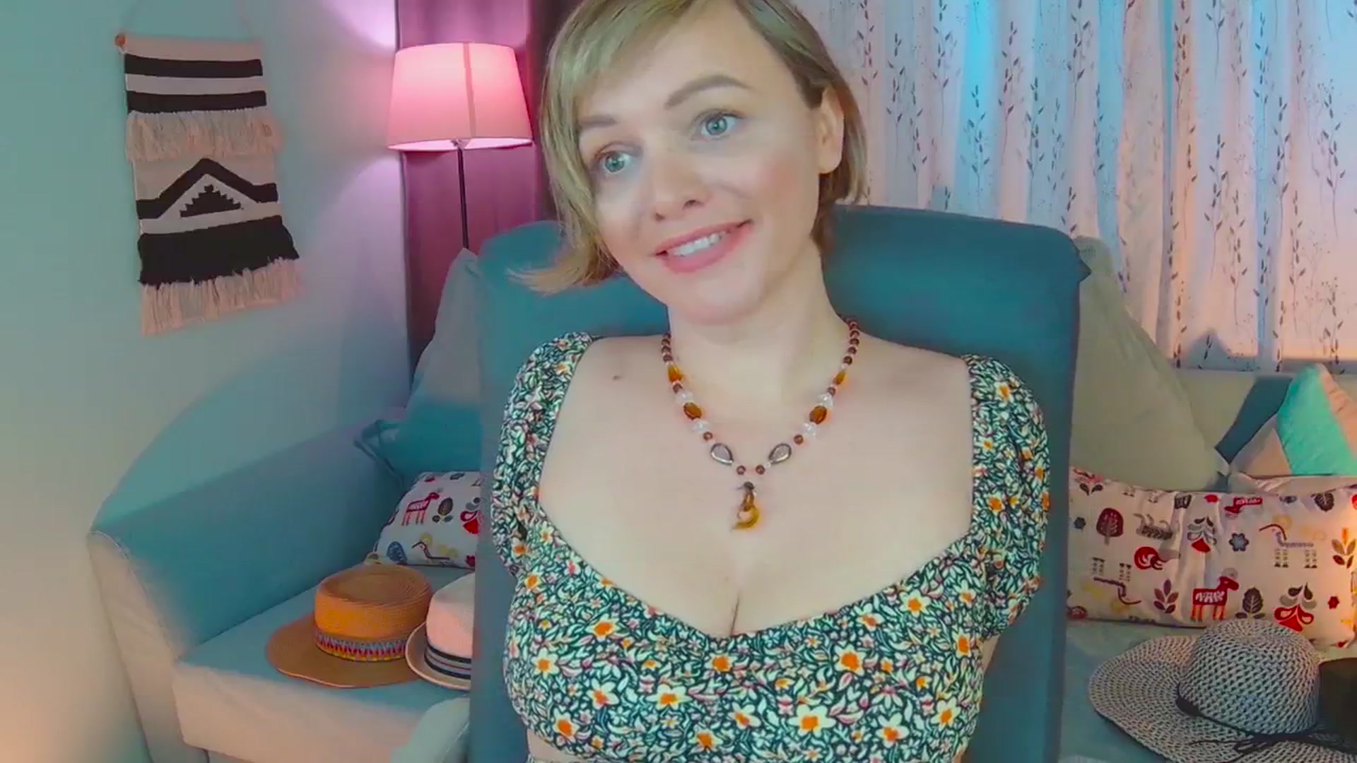 Gallery image thumbnail from SweetDazzle's myfreecams stream on, 03/04/2025, 11:39 image 9 of 20