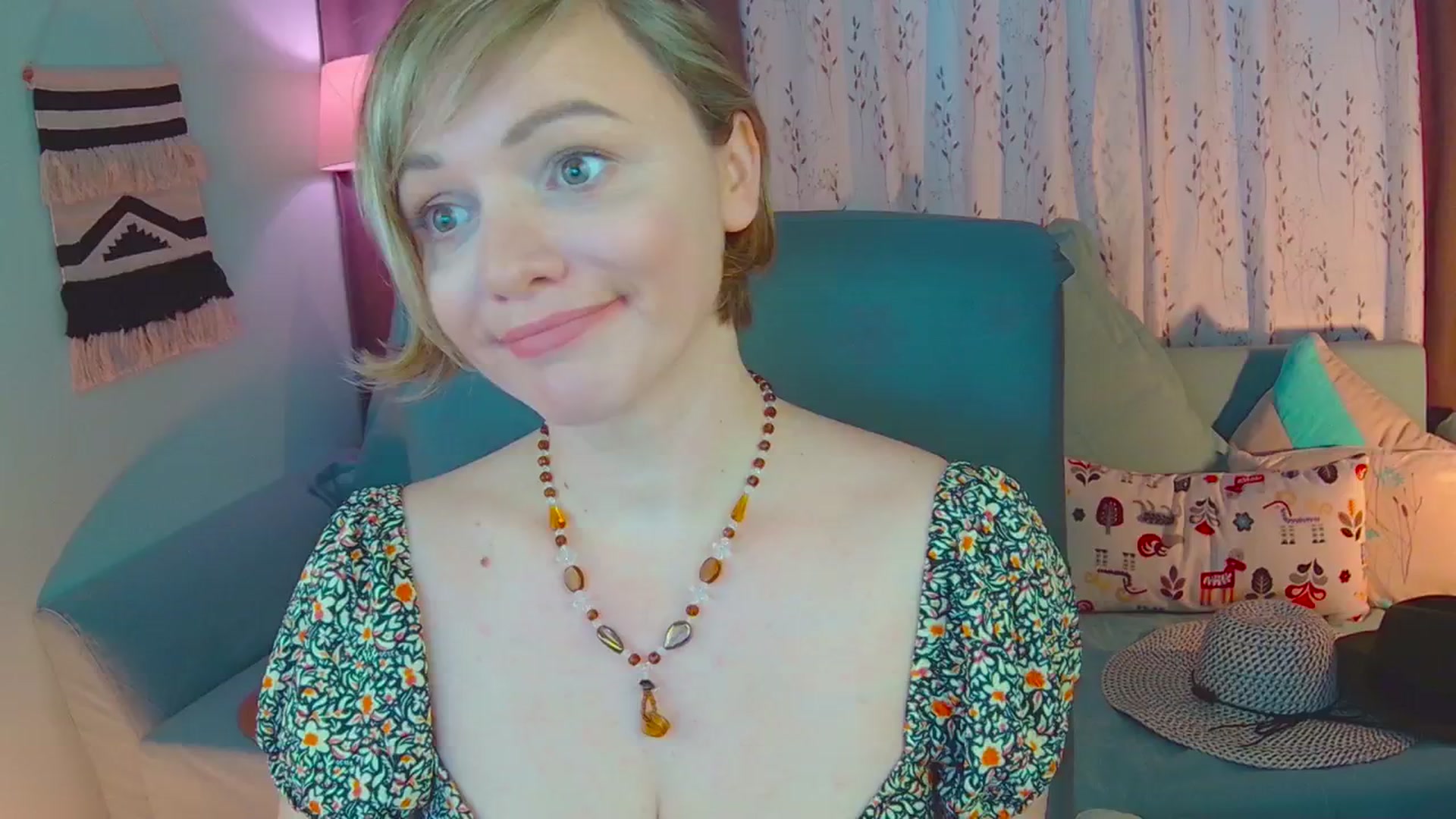 Gallery image thumbnail from SweetDazzle's myfreecams stream on, 03/04/2025, 16:02 image 1 of 20