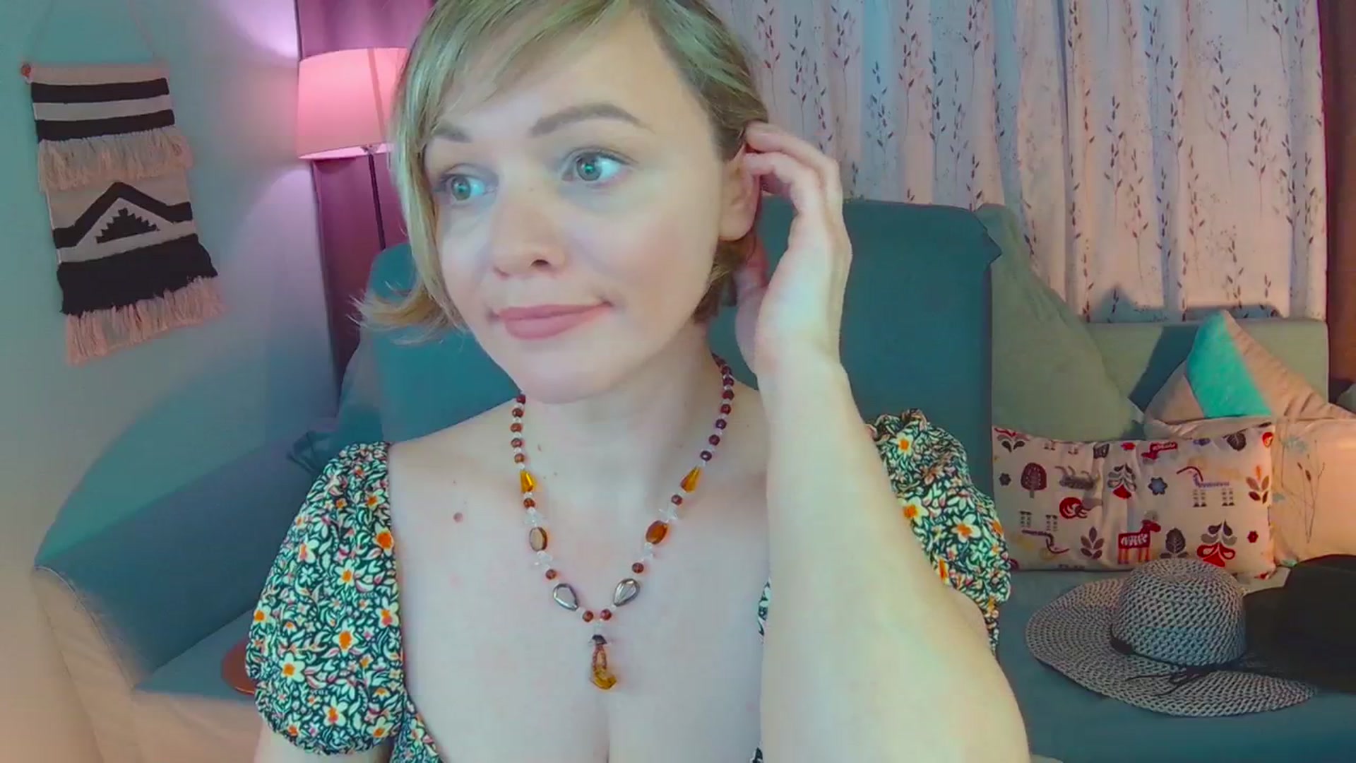 Gallery image thumbnail from SweetDazzle's myfreecams stream on, 03/04/2025, 16:02 image 3 of 20