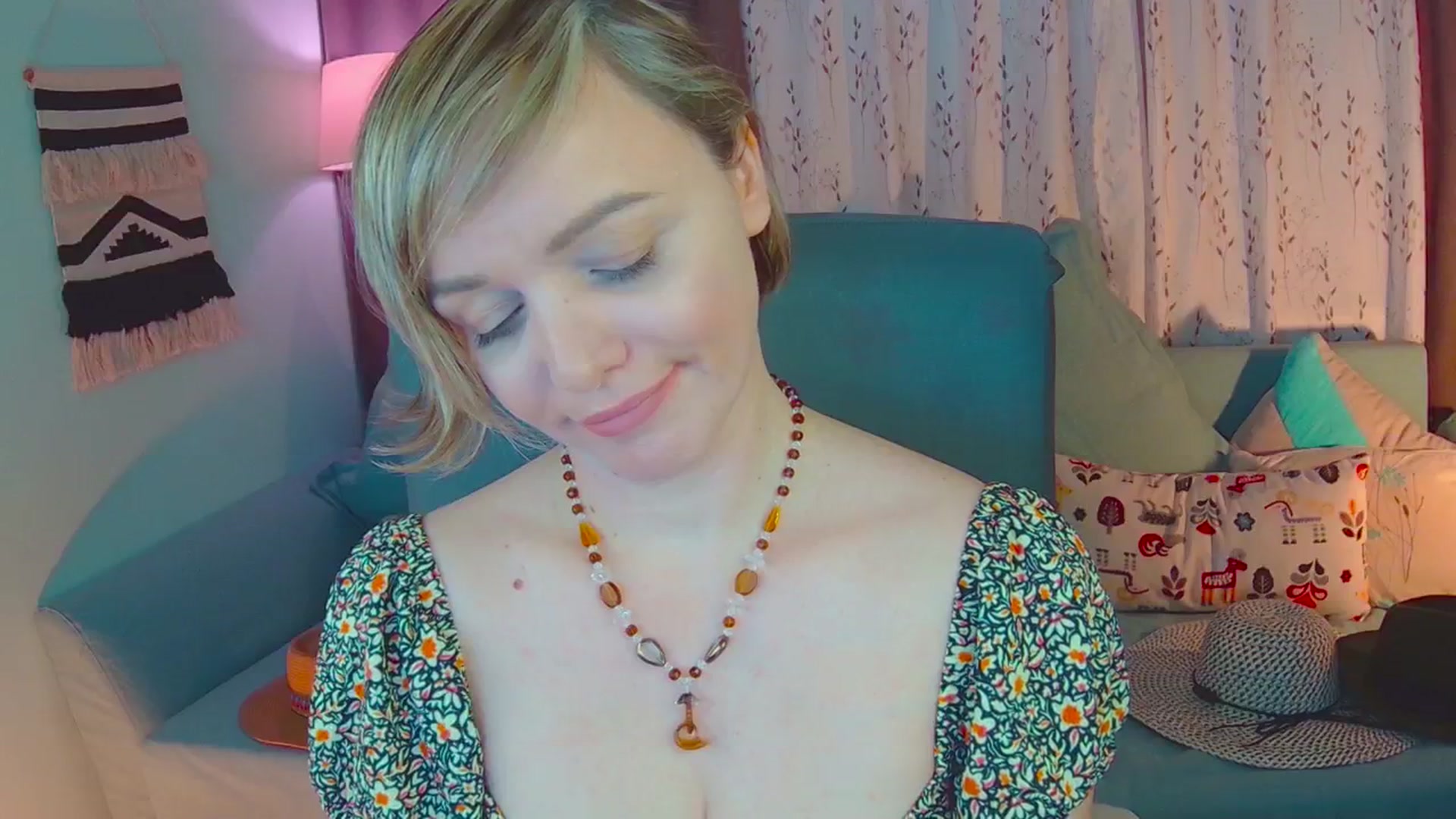 Gallery image thumbnail from SweetDazzle's myfreecams stream on, 03/04/2025, 16:02 image 19 of 20