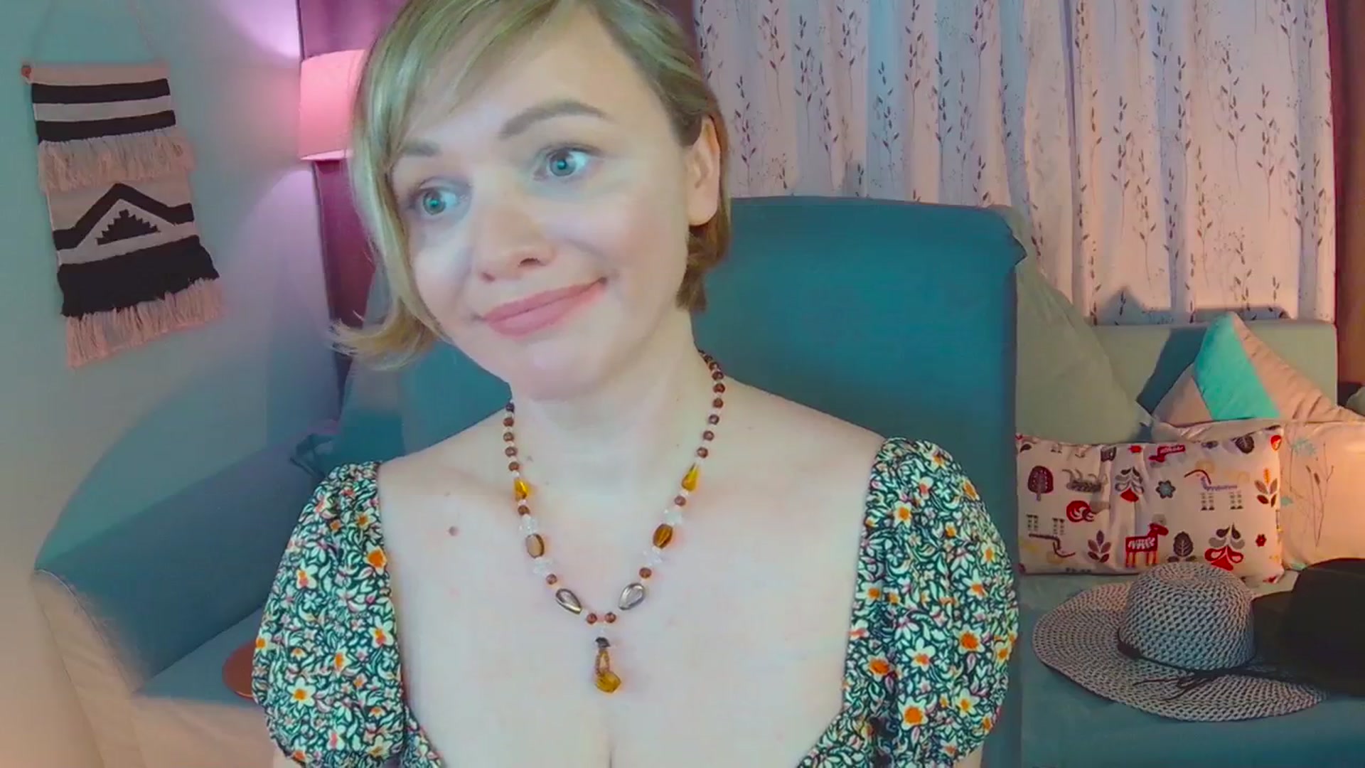 Gallery image thumbnail from SweetDazzle's myfreecams stream on, 03/04/2025, 16:02 image 2 of 20