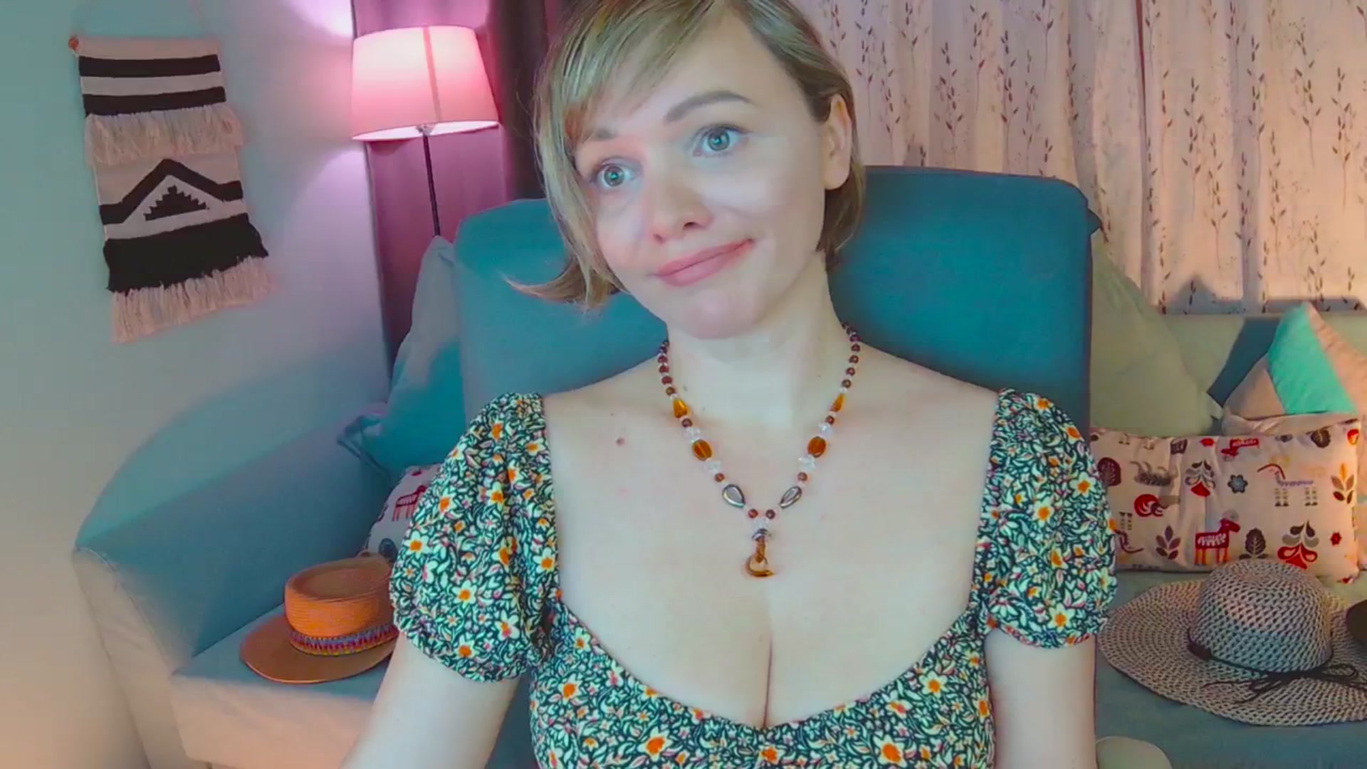 Gallery image thumbnail from SweetDazzle's myfreecams stream on, 03/04/2025, 18:12 image 8 of 20