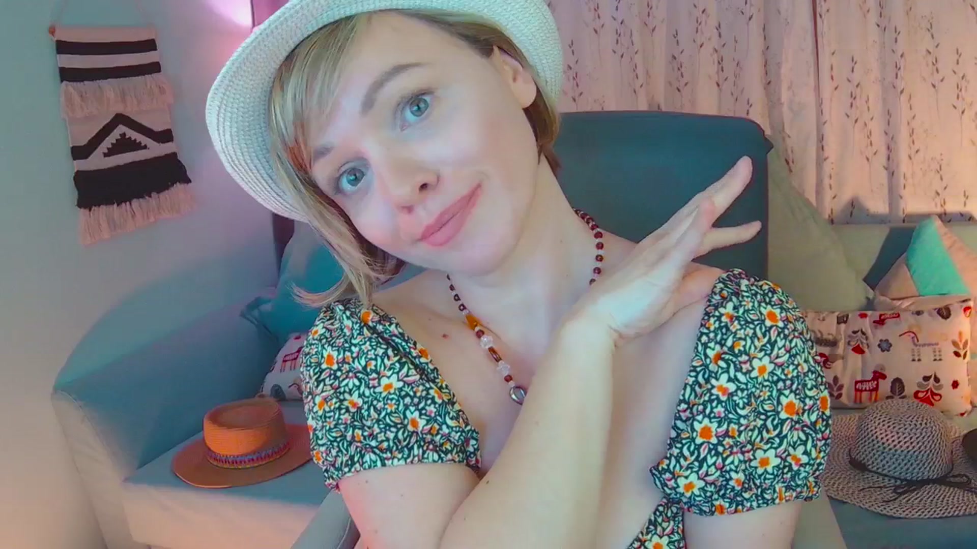 Gallery image thumbnail from SweetDazzle's myfreecams stream on, 03/04/2025, 18:12 image 17 of 20