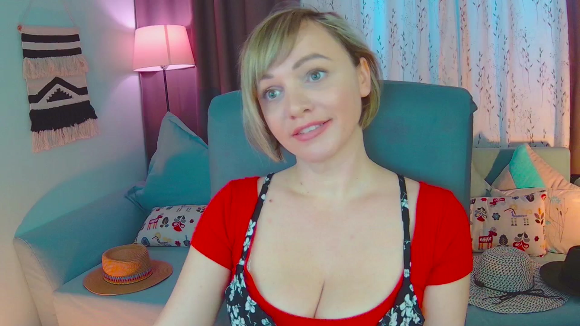 Gallery image thumbnail from SweetDazzle's myfreecams stream on, 03/05/2025, 11:46 image 14 of 20