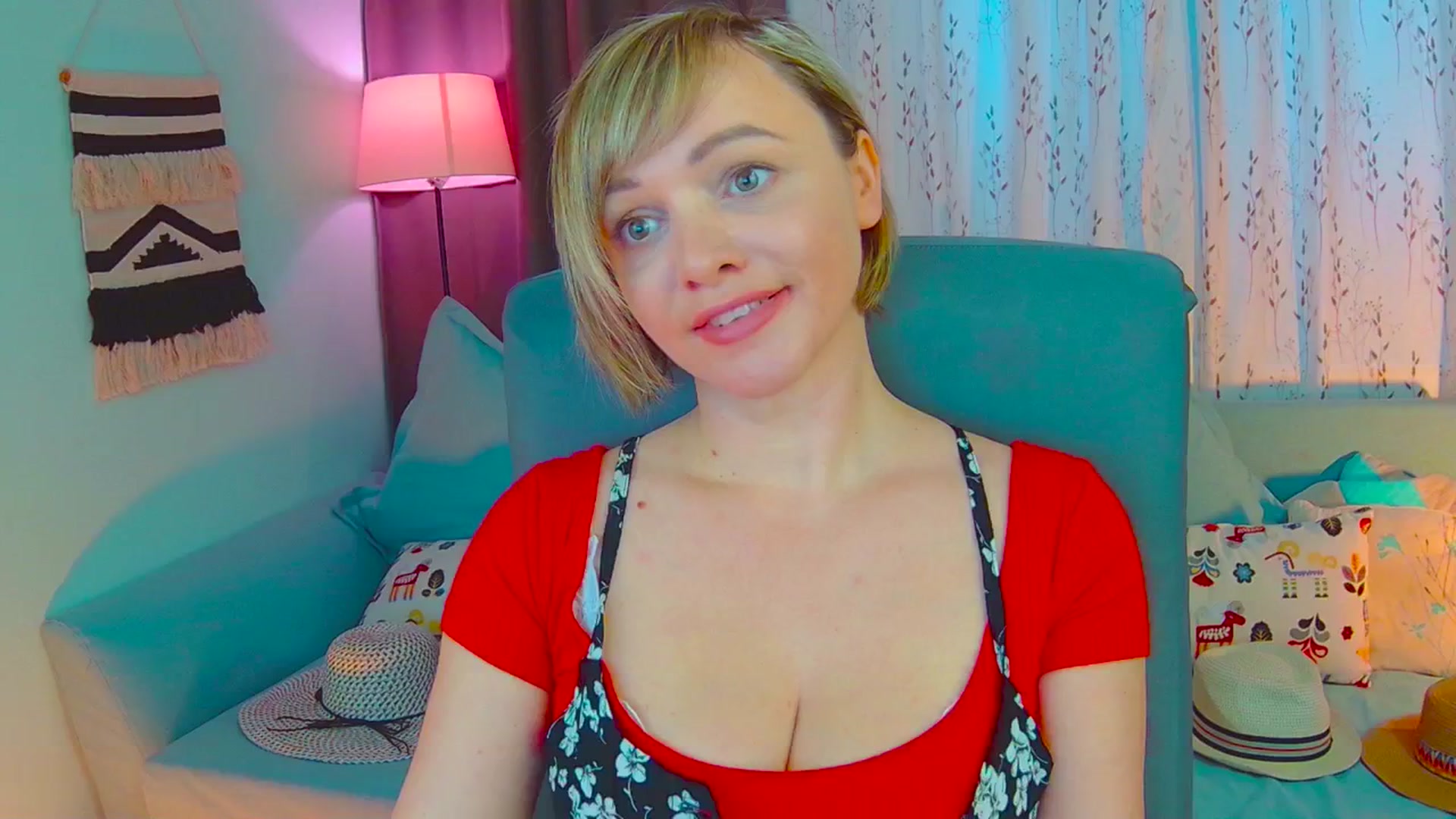 Gallery image thumbnail from SweetDazzle's myfreecams stream on, 03/05/2025, 14:45 image 7 of 20