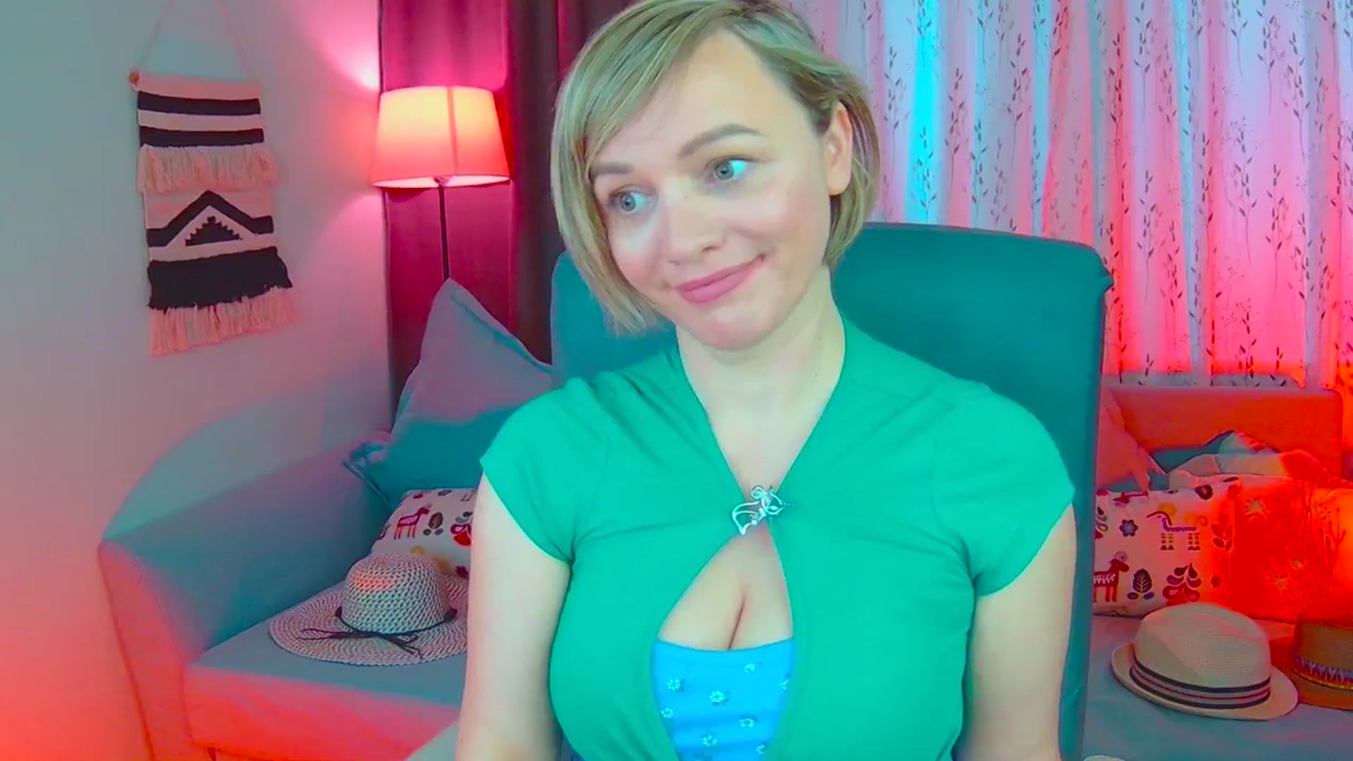 Gallery image thumbnail from SweetDazzle's myfreecams stream on, 03/06/2025, 15:19 image 8 of 20