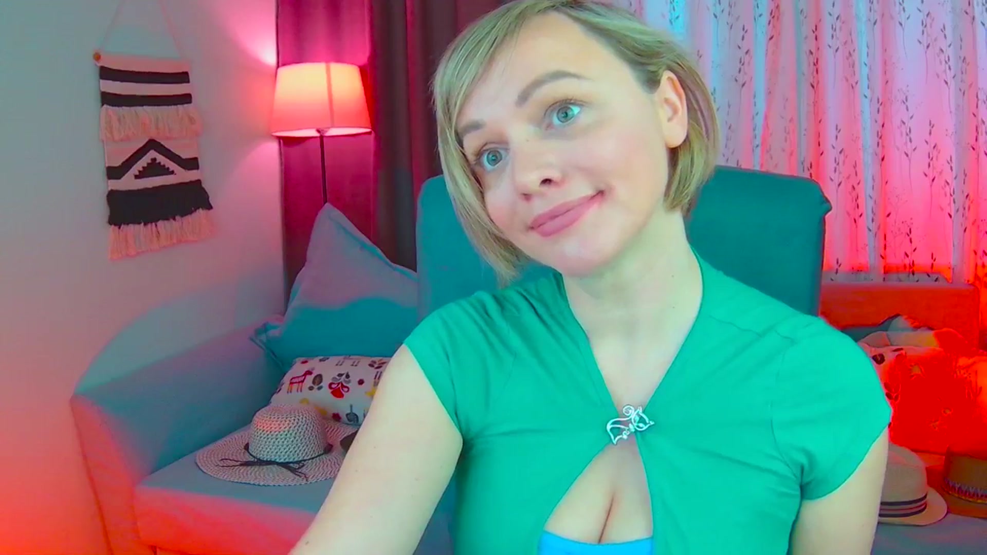 Gallery image thumbnail from SweetDazzle's myfreecams stream on, 03/06/2025, 15:19 image 13 of 20