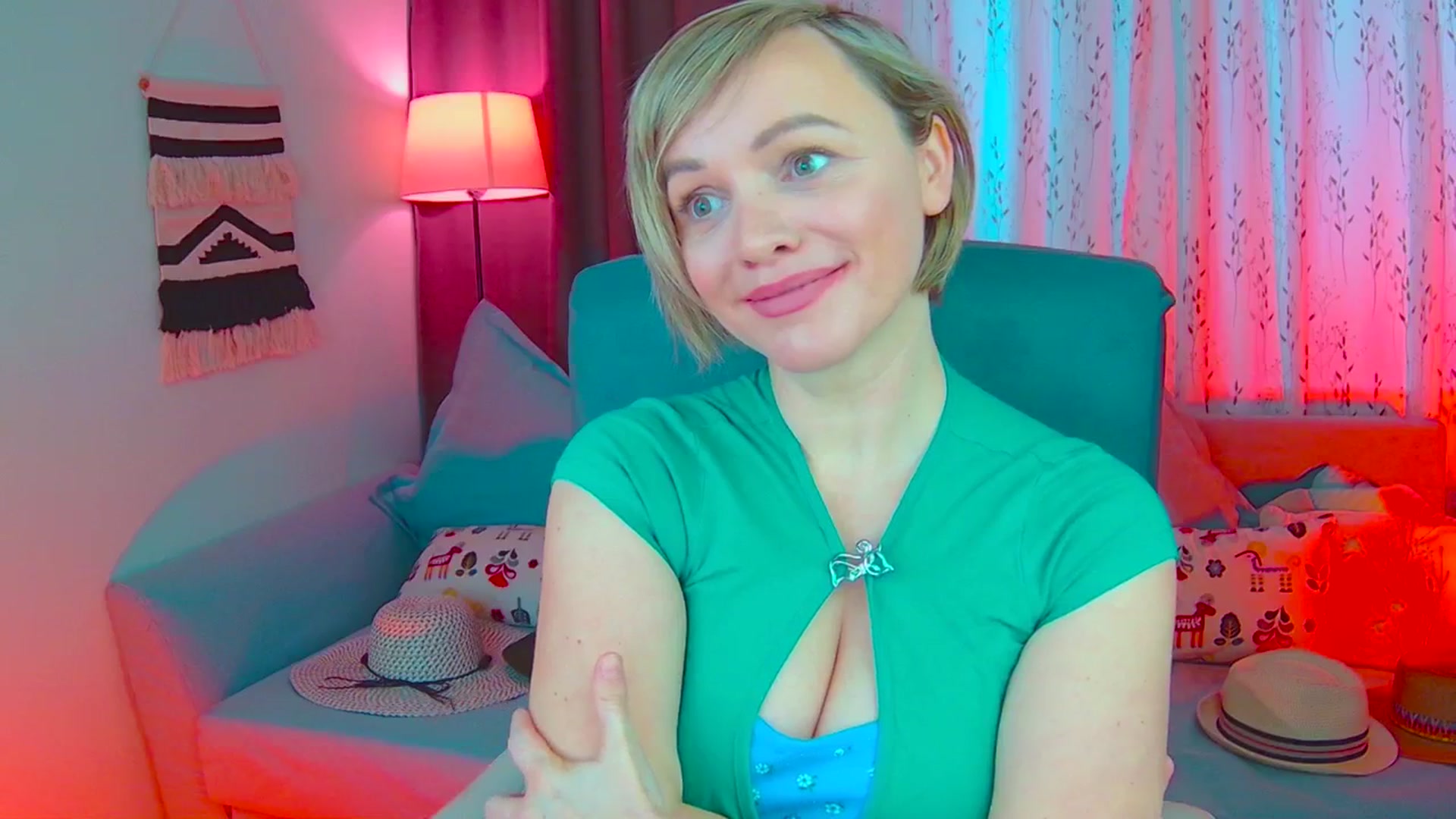 Gallery image thumbnail from SweetDazzle's myfreecams stream on, 03/06/2025, 15:19 image 5 of 20